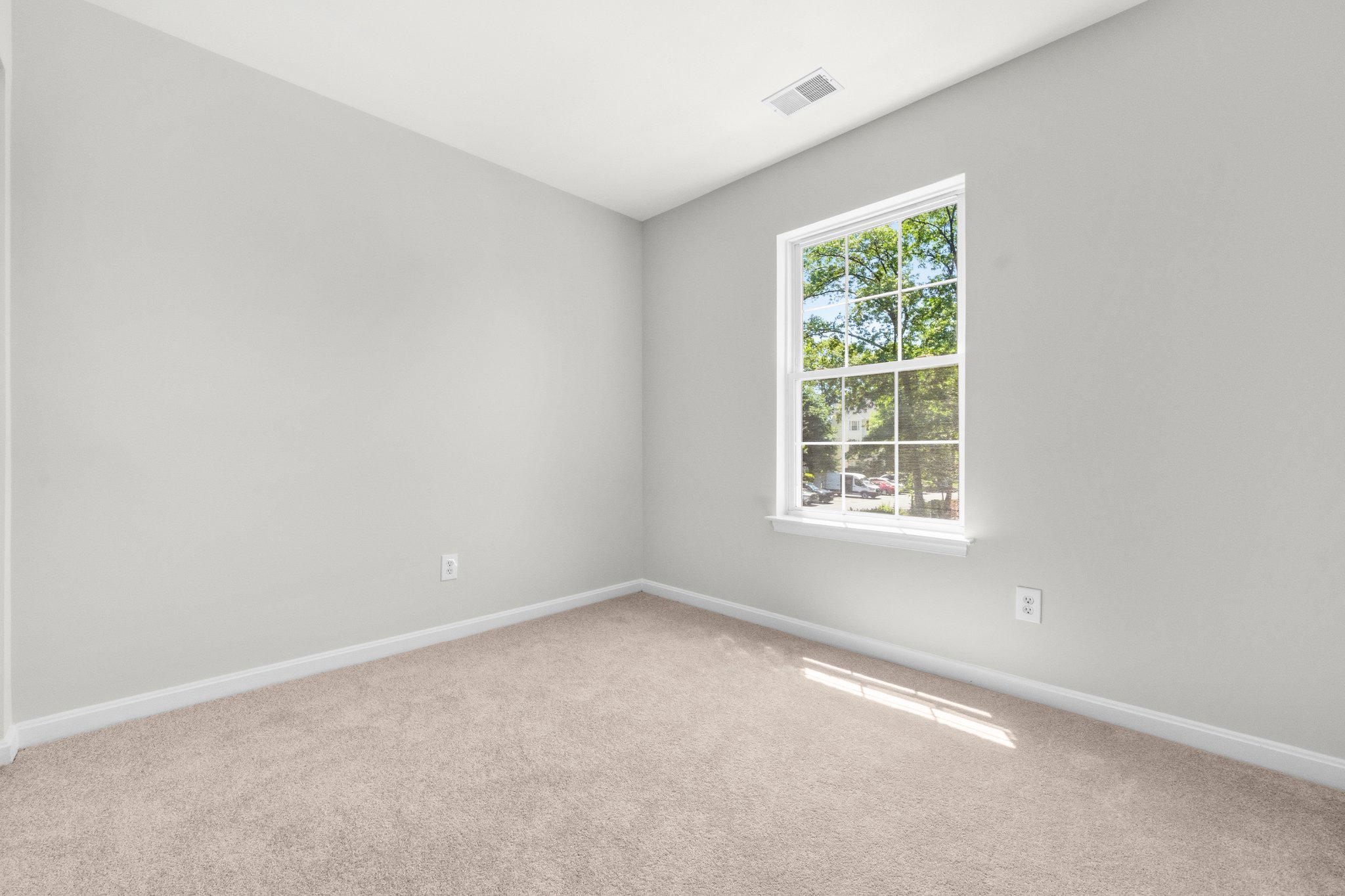 CARRIAGE PINES - Residential