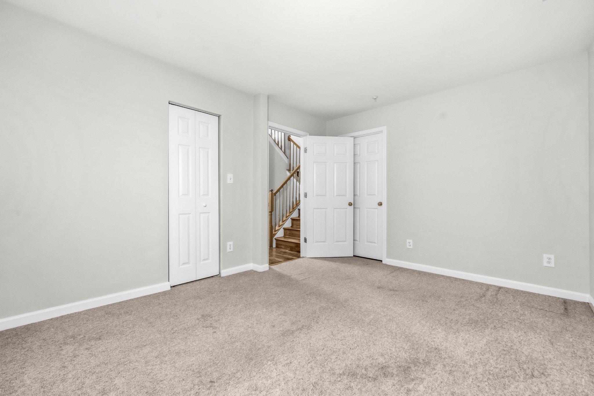 CARRIAGE PINES - Residential