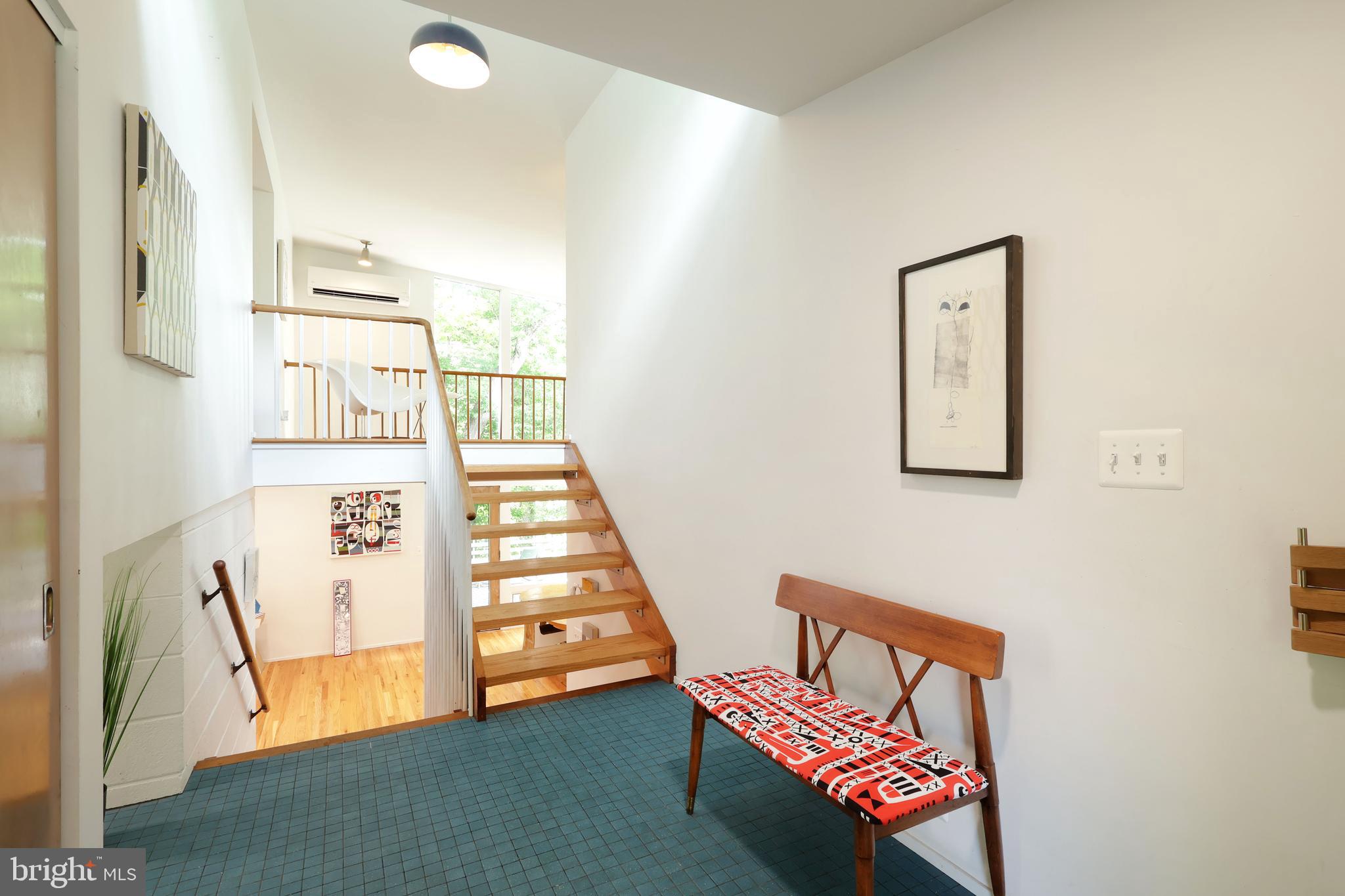 COLLEGE HEIGHTS - Residential