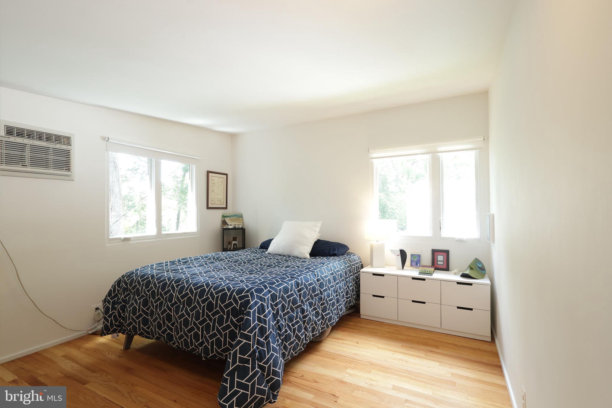 COLLEGE HEIGHTS - Residential