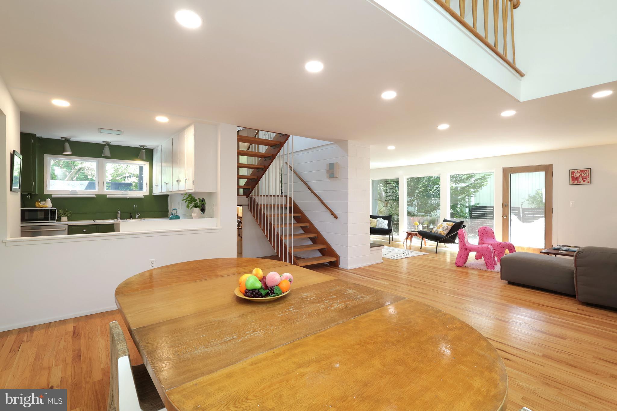 COLLEGE HEIGHTS - Residential