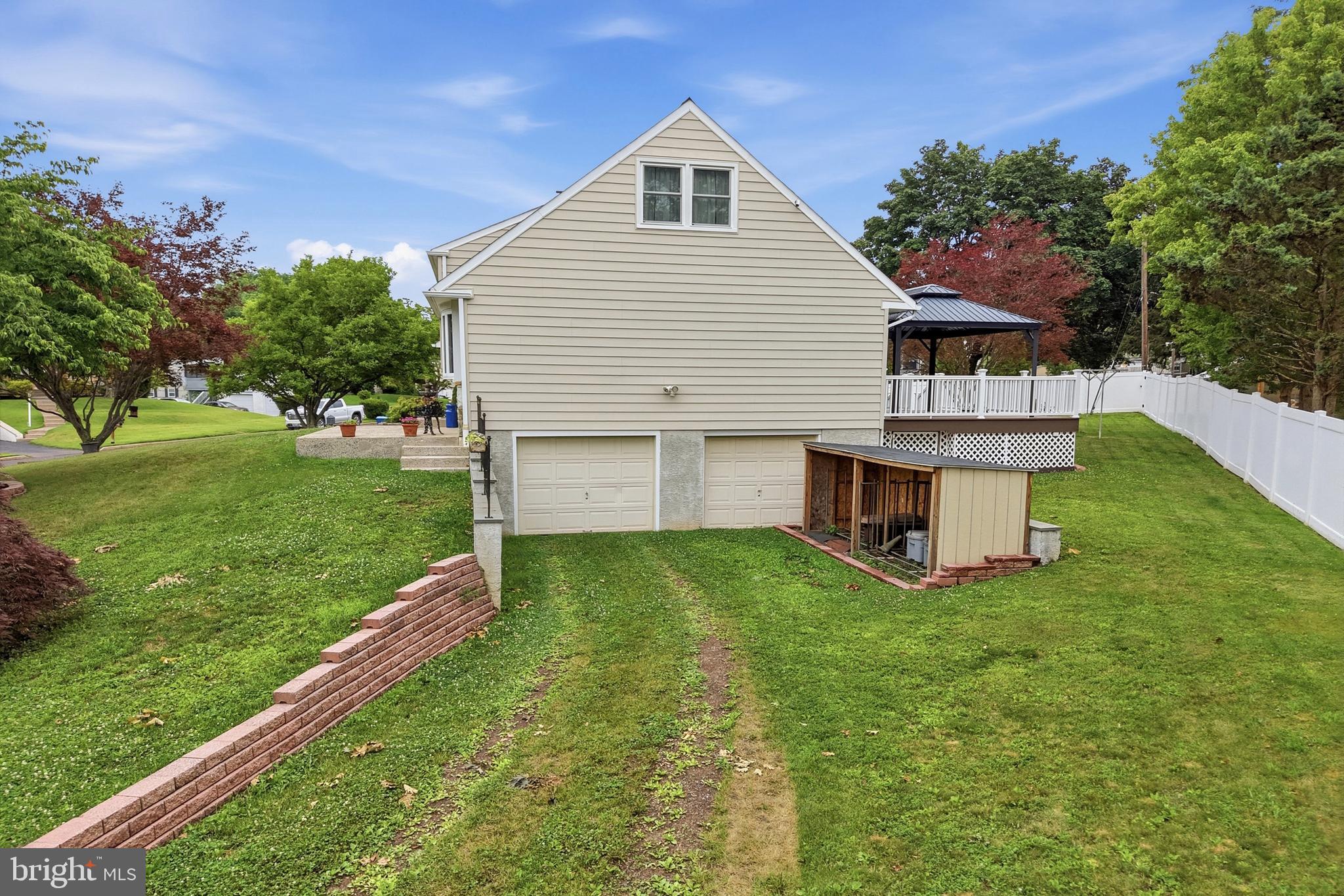 BRITTANY FARMS - Residential