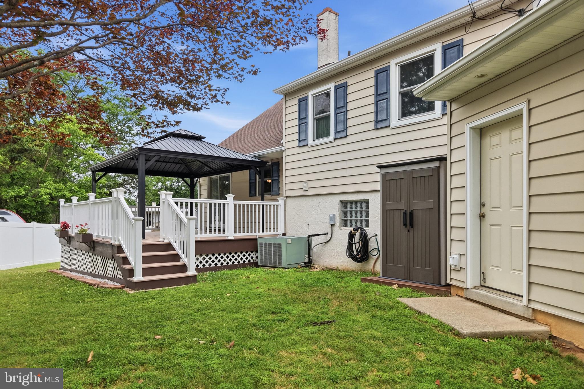 BRITTANY FARMS - Residential