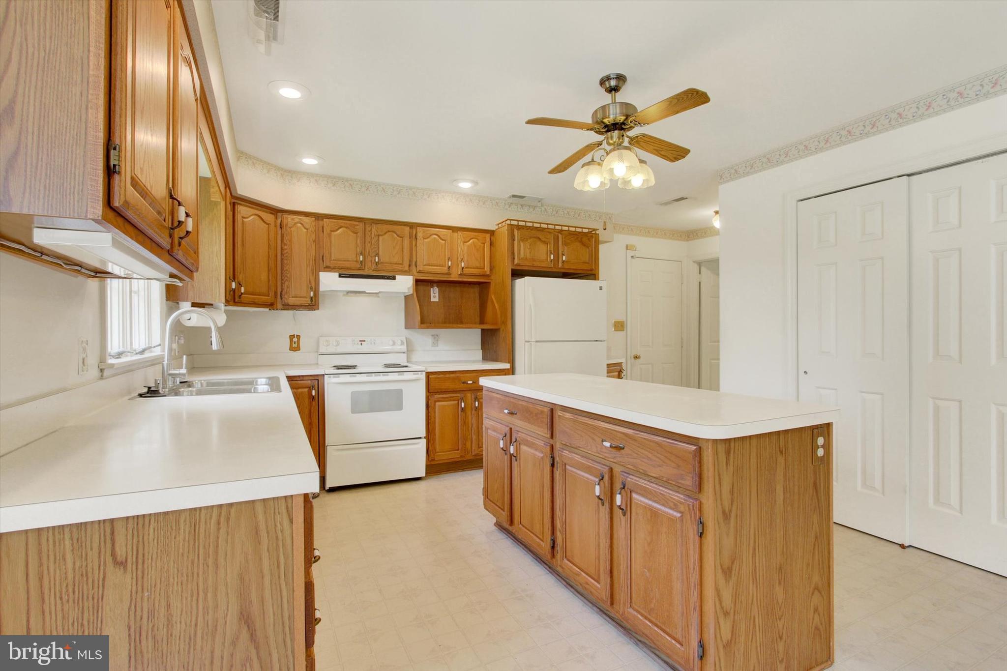 BRIGHTWOOD ACRES - Residential