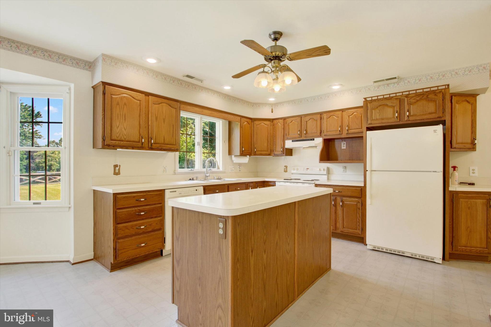 BRIGHTWOOD ACRES - Residential