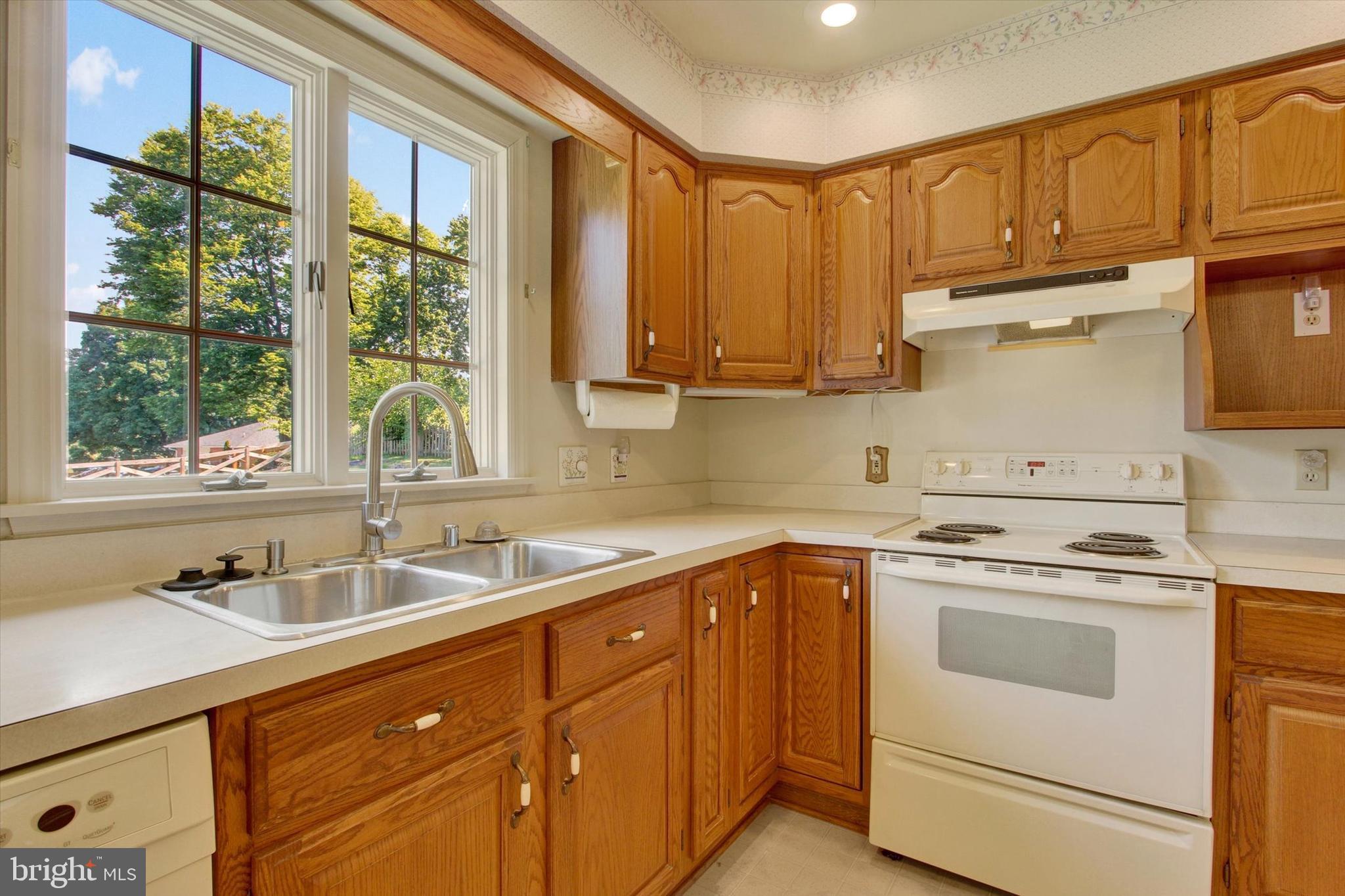 BRIGHTWOOD ACRES - Residential