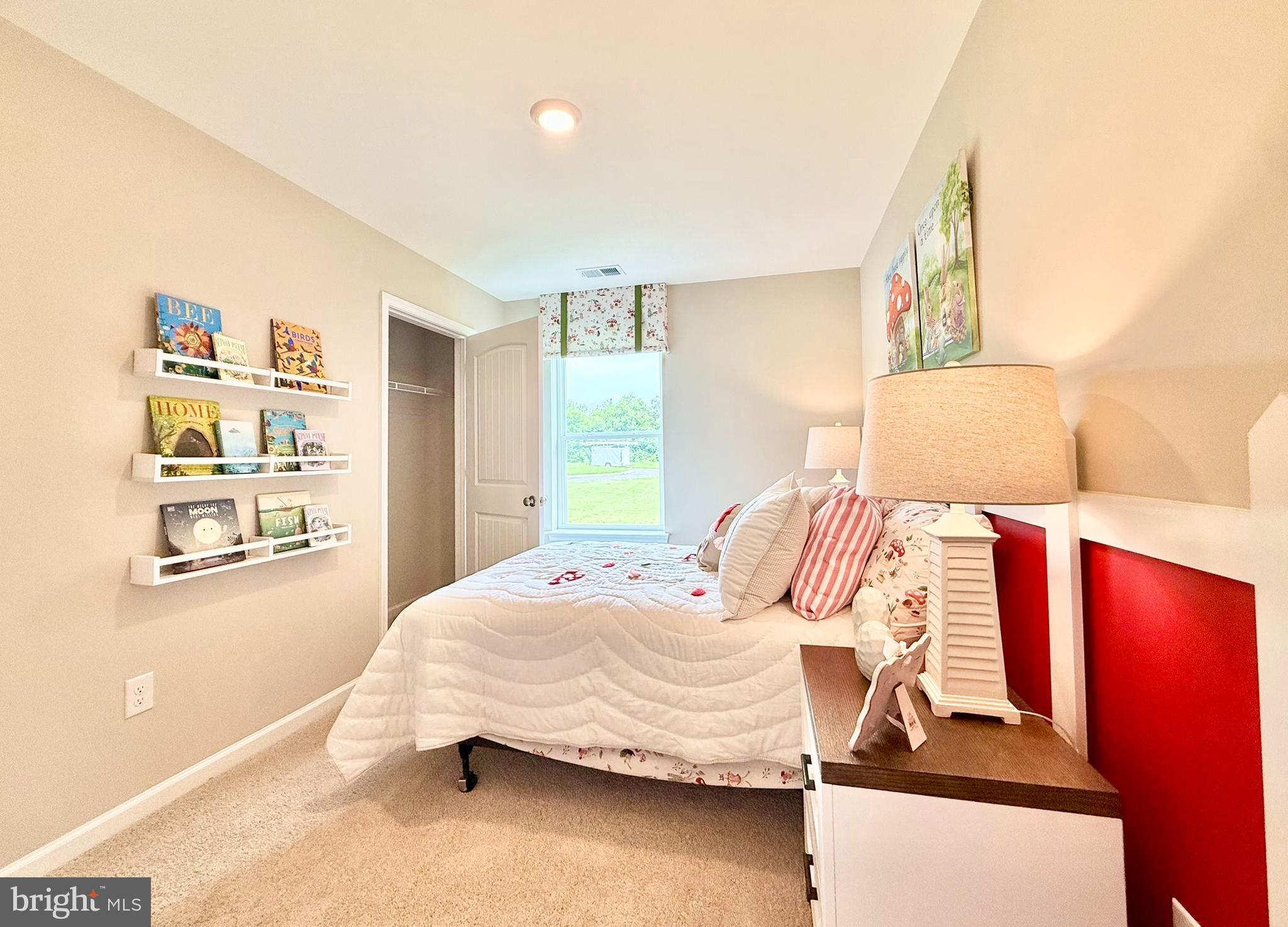KINNAMON MEADOWS - Residential