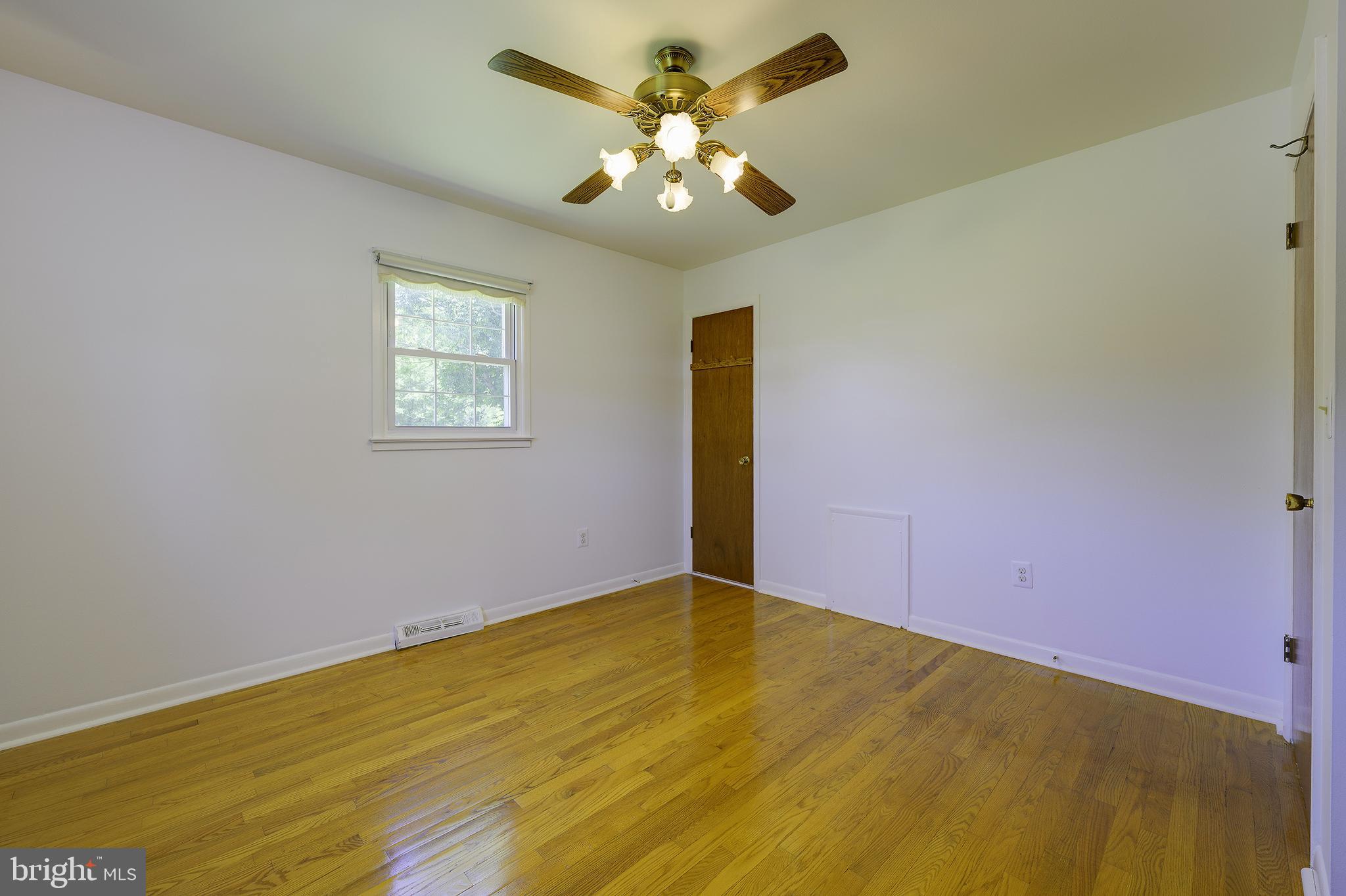 PRINCE WILLIAM ESTATES - Residential