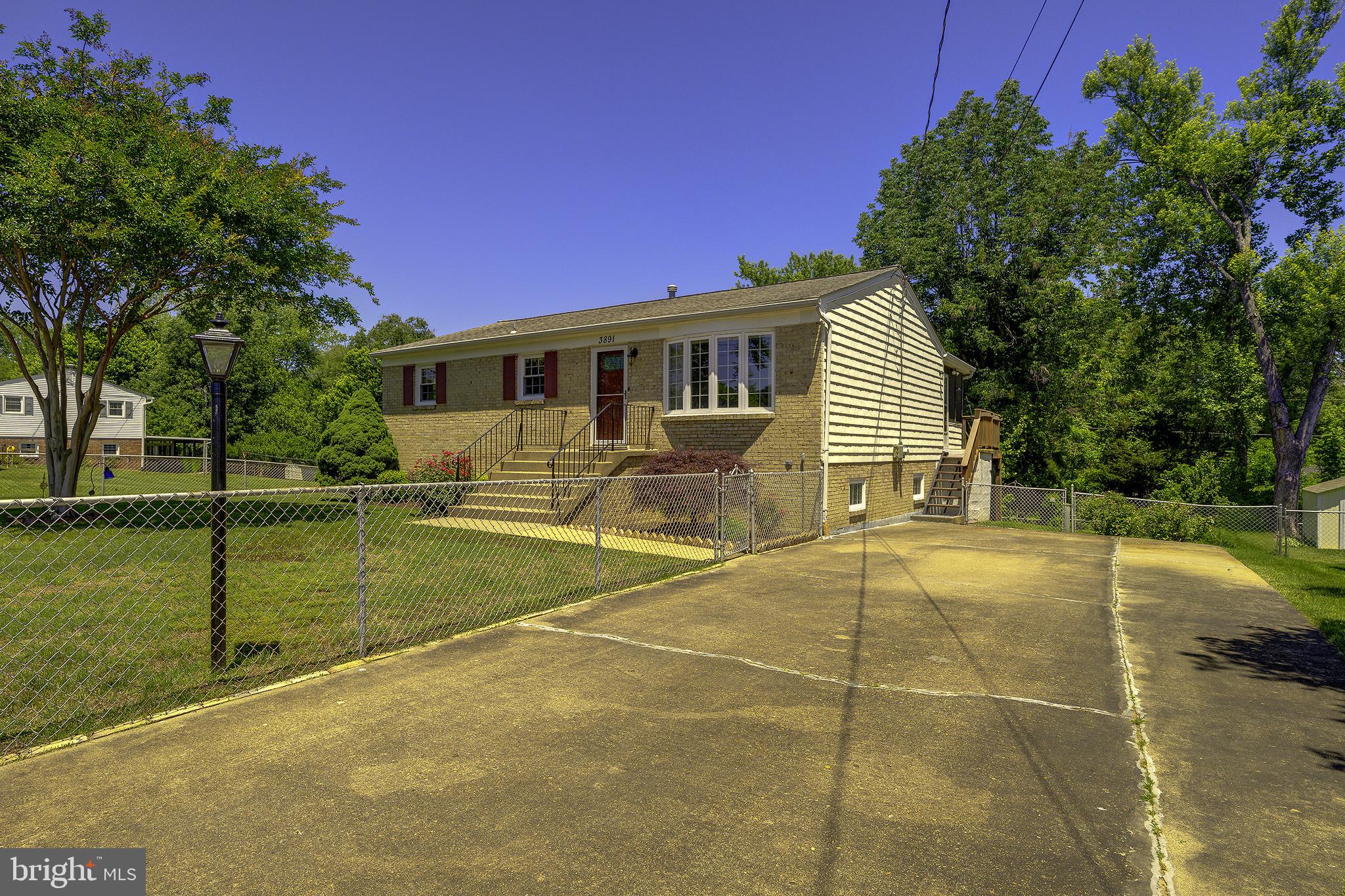 PRINCE WILLIAM ESTATES - Residential
