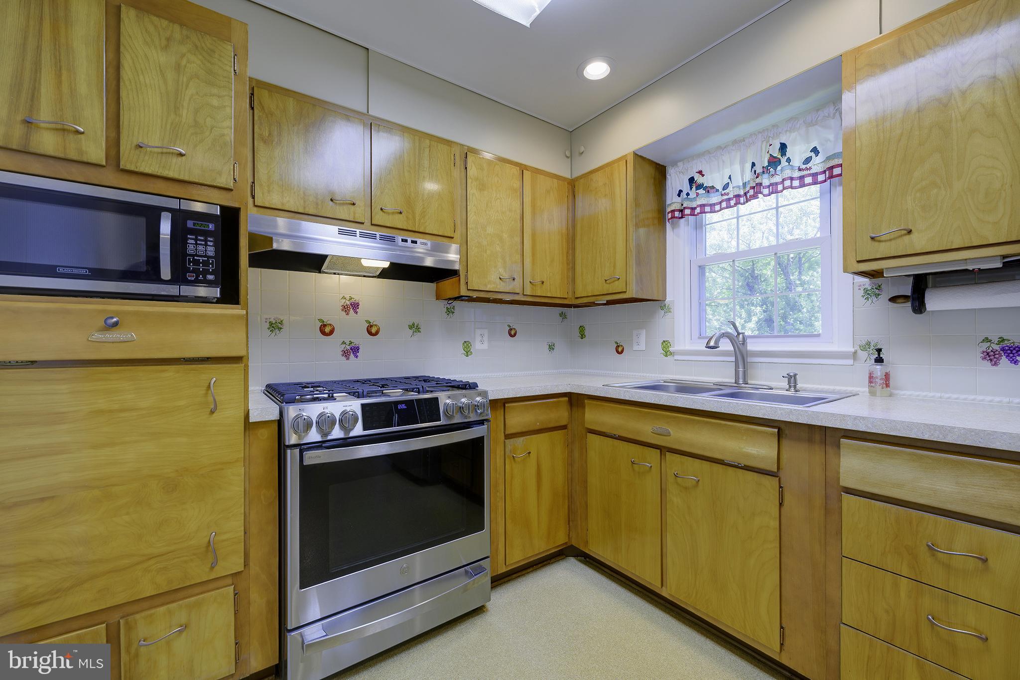 PRINCE WILLIAM ESTATES - Residential