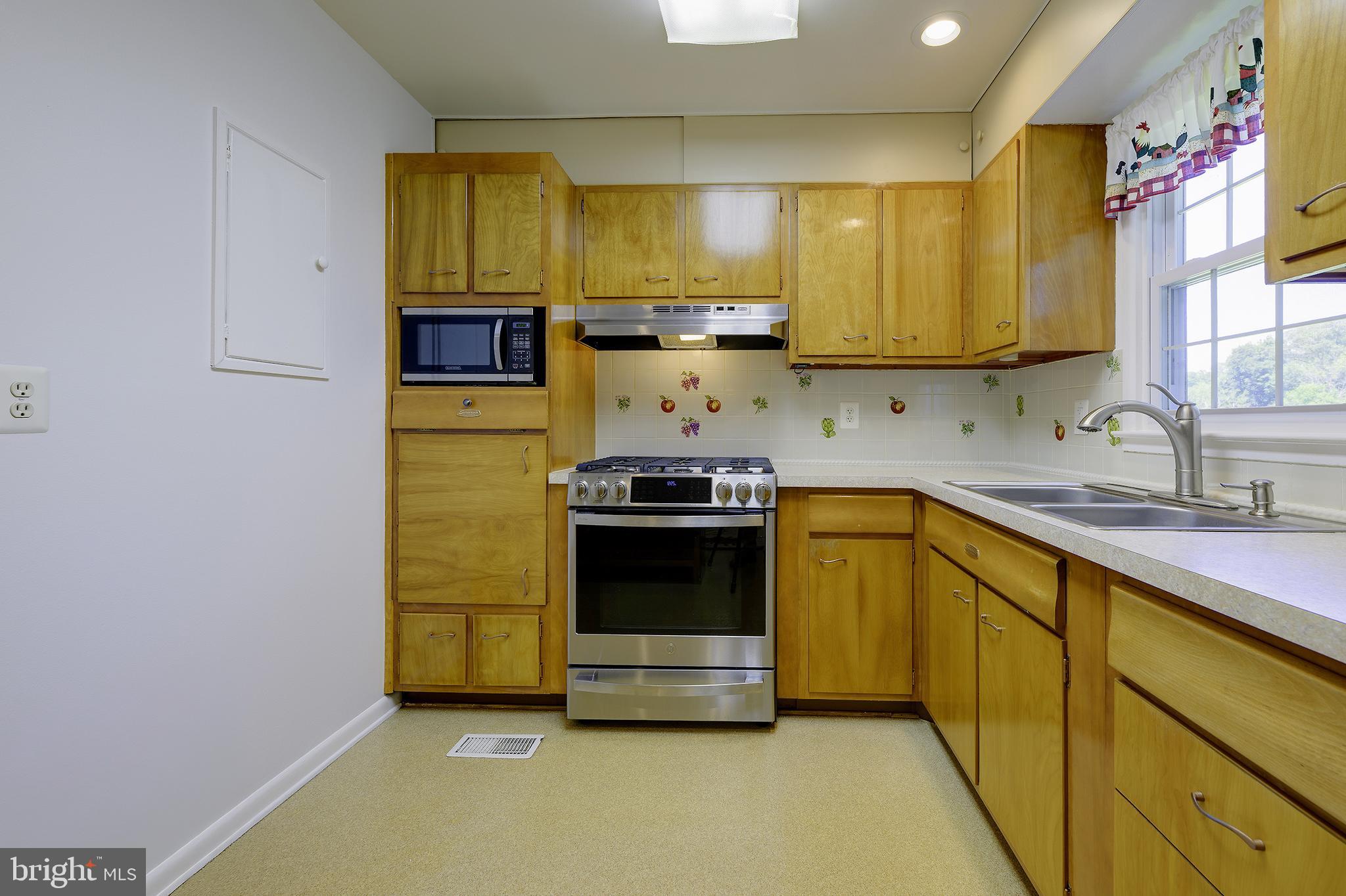 PRINCE WILLIAM ESTATES - Residential