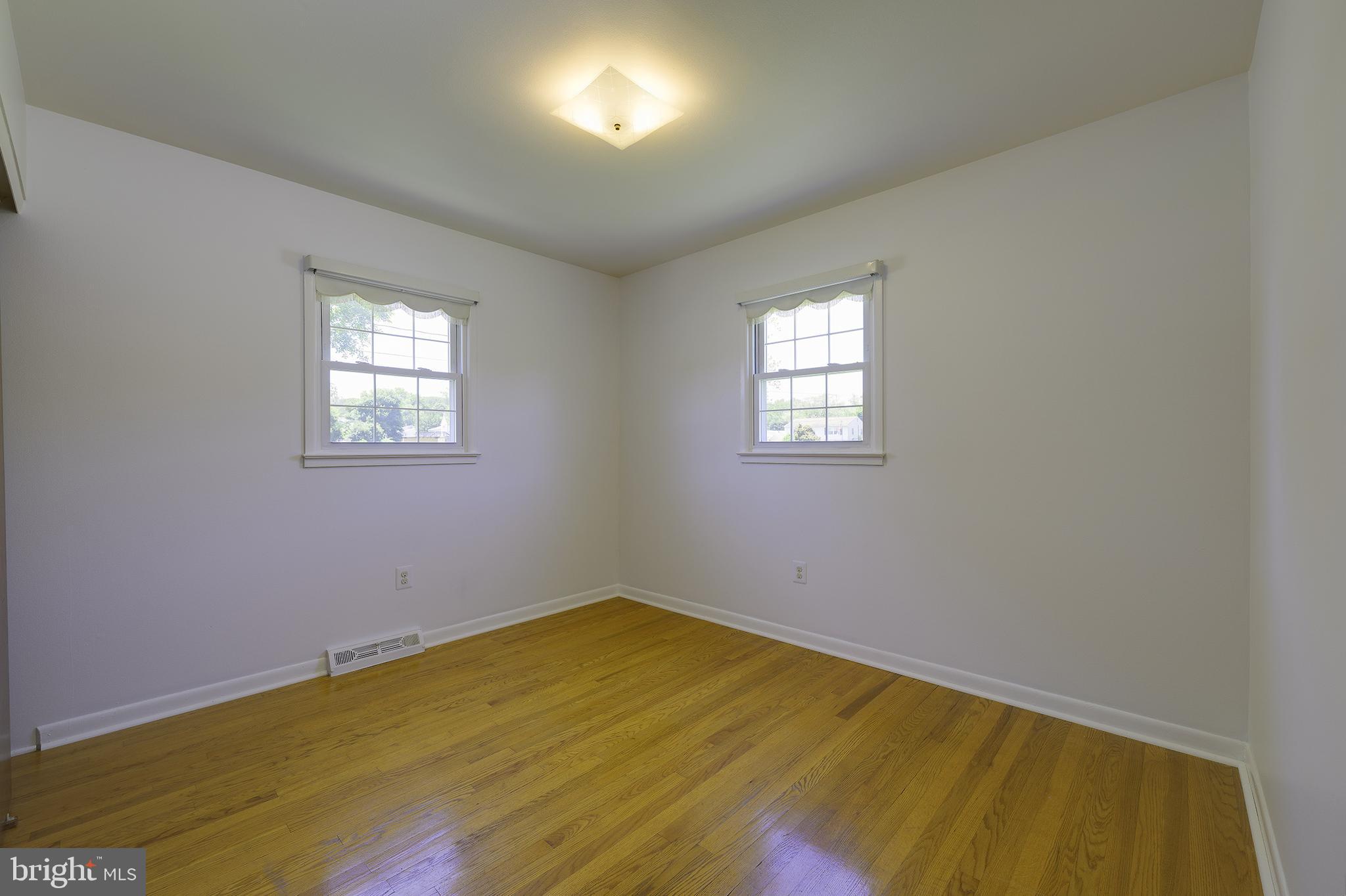PRINCE WILLIAM ESTATES - Residential