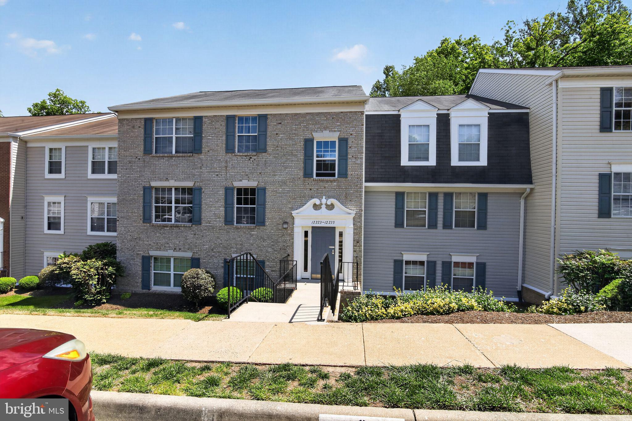 ANTIETAM SQUARE - Residential