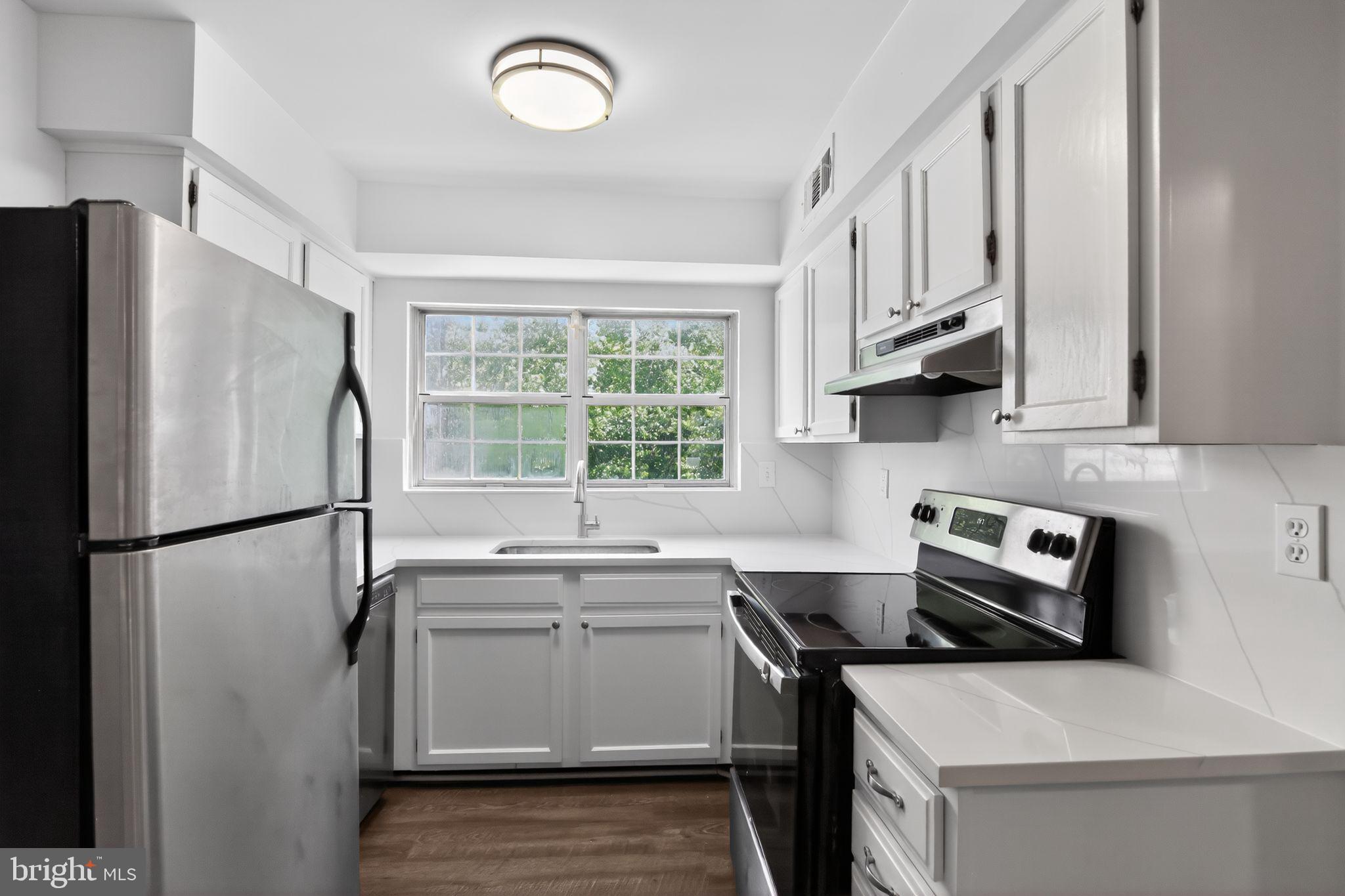 ANTIETAM SQUARE - Residential