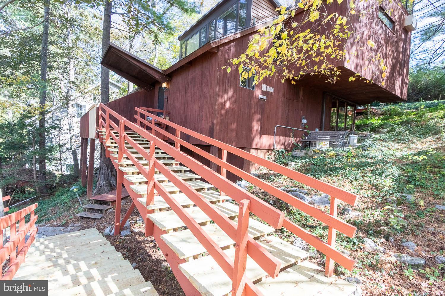 COLLEGE HEIGHTS WEST - Residential