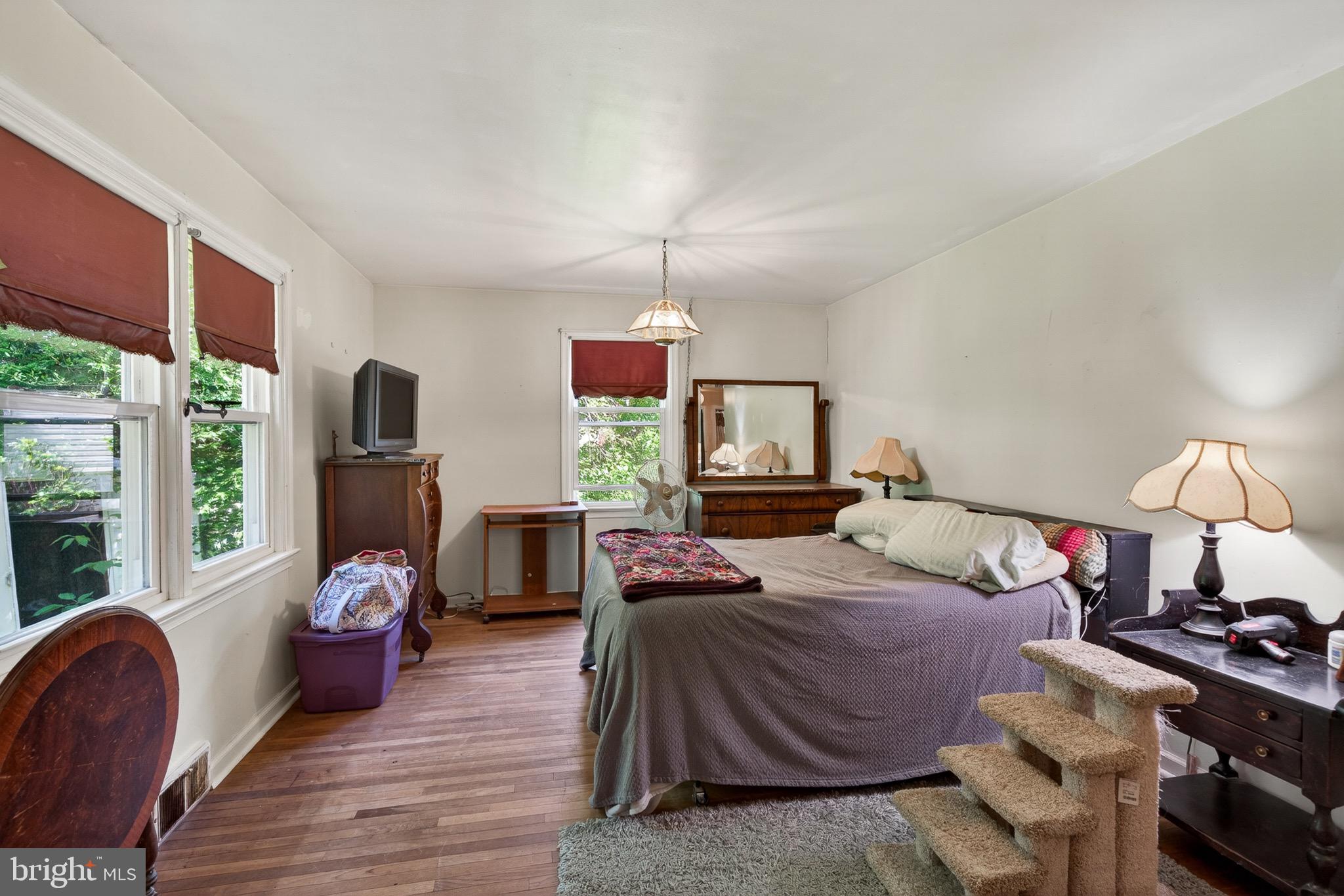 PAOLI GARDENS - Residential