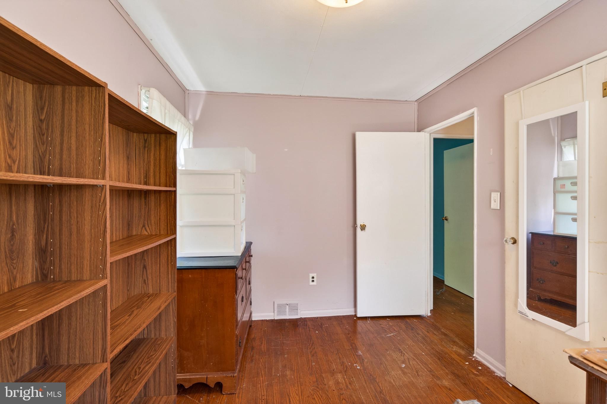 PAOLI GARDENS - Residential