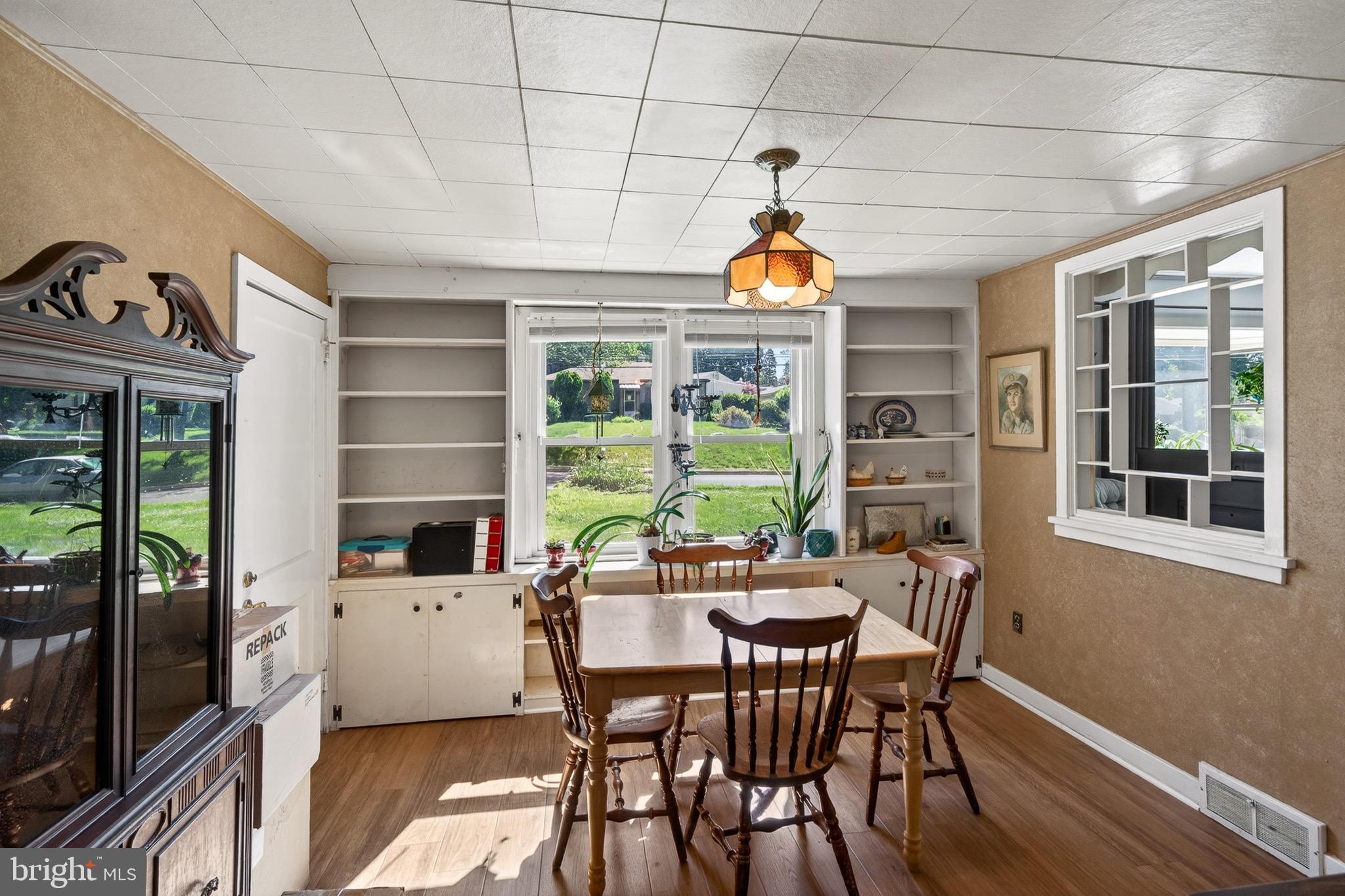 PAOLI GARDENS - Residential