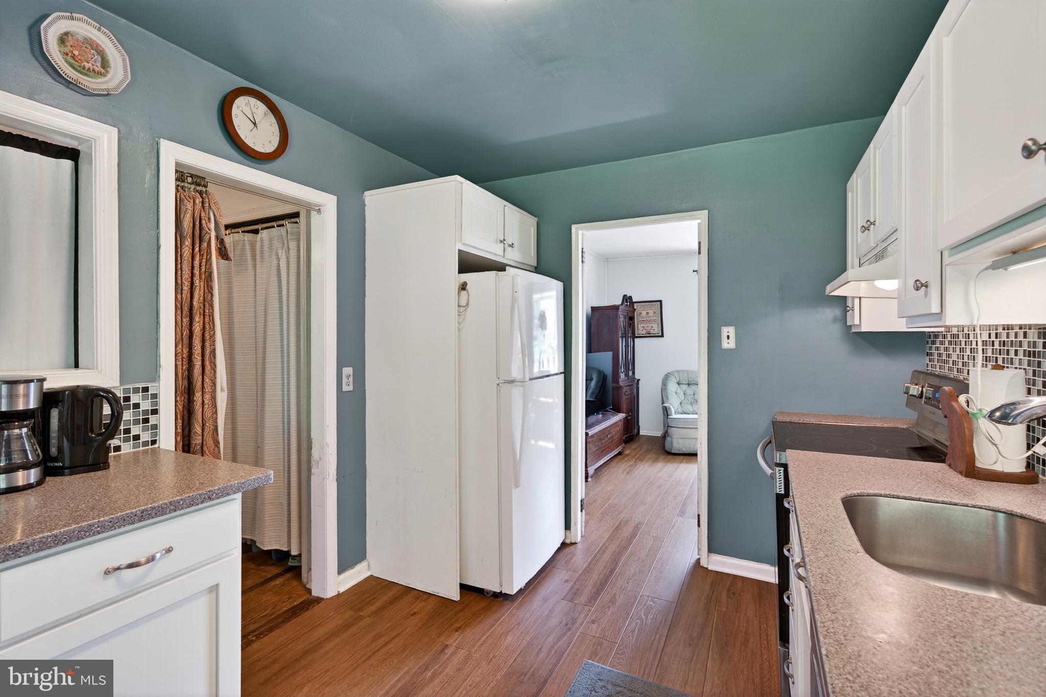 PAOLI GARDENS - Residential