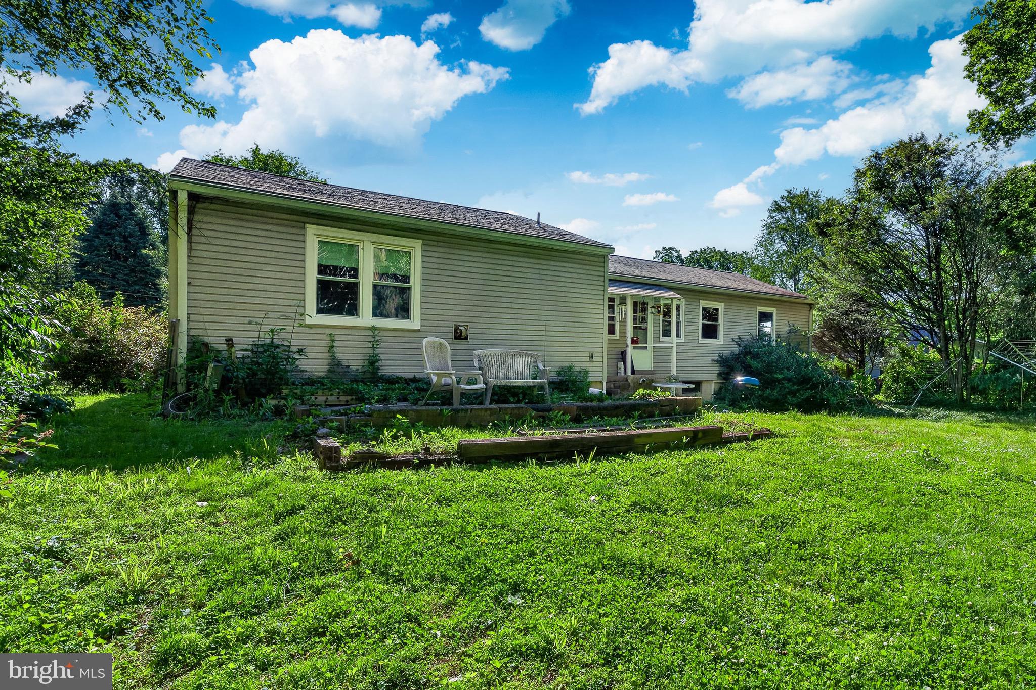 PAOLI GARDENS - Residential