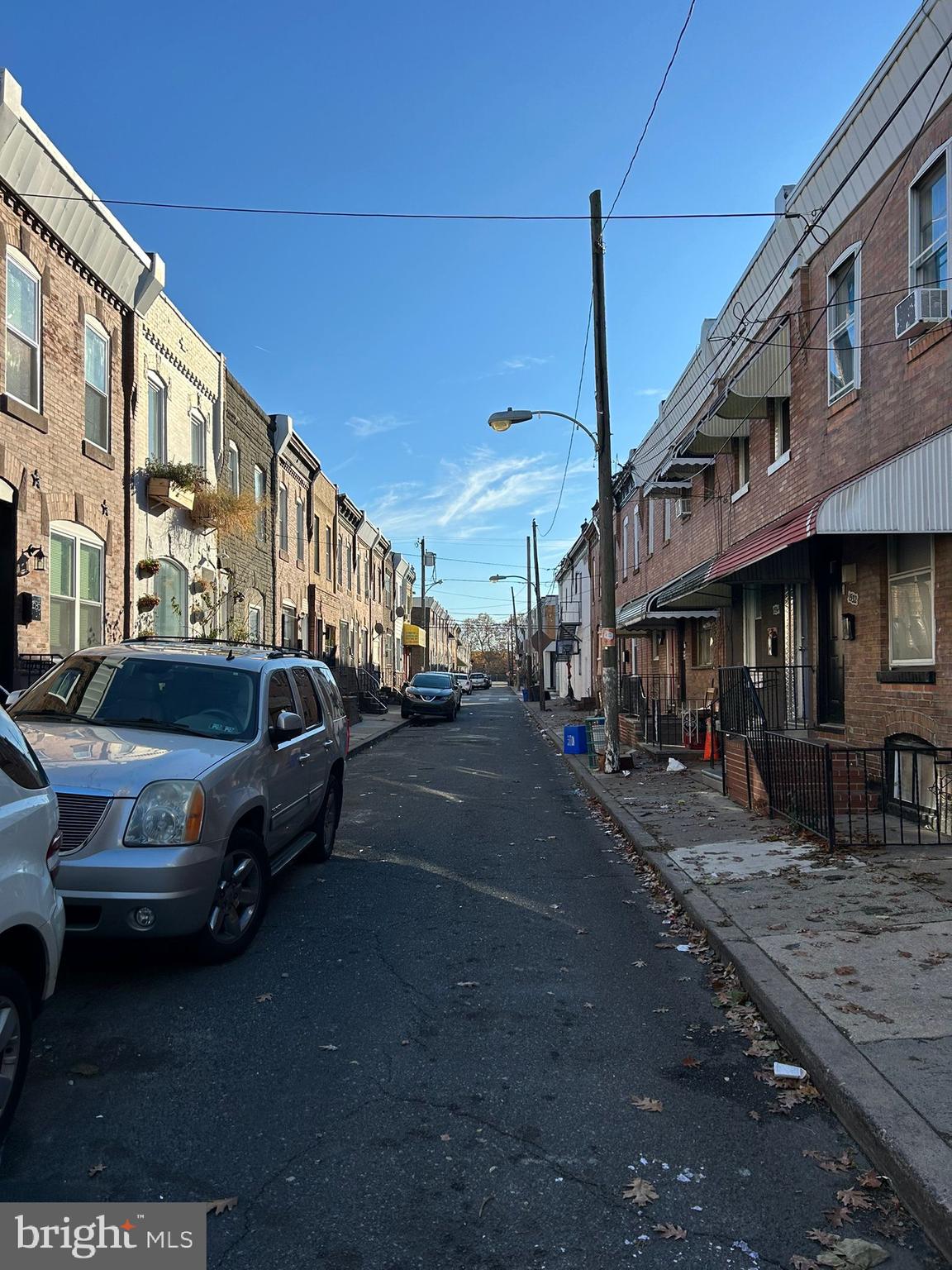 GRAYS FERRY - Land