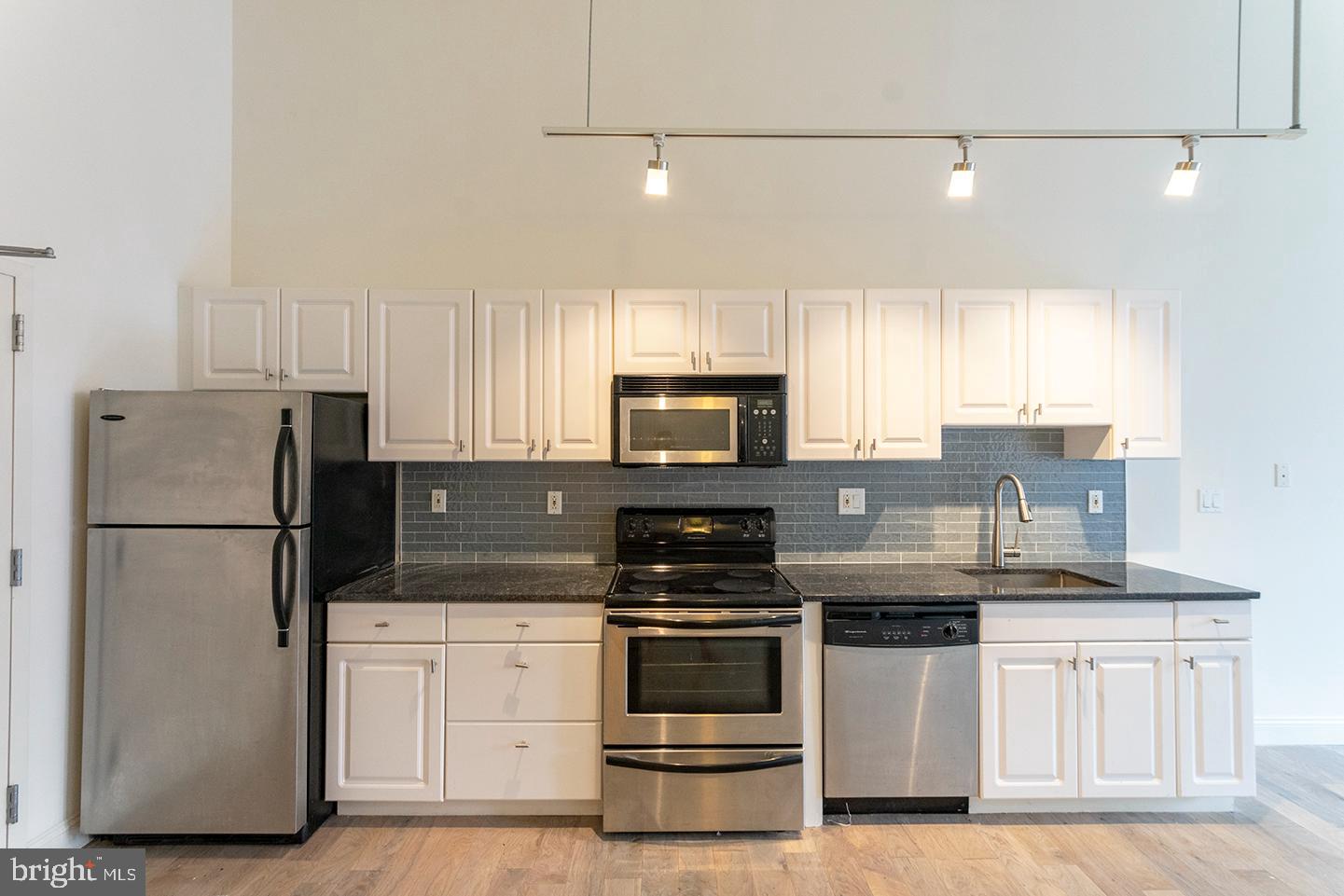 NORTHERN LIBERTIES - Residential Lease