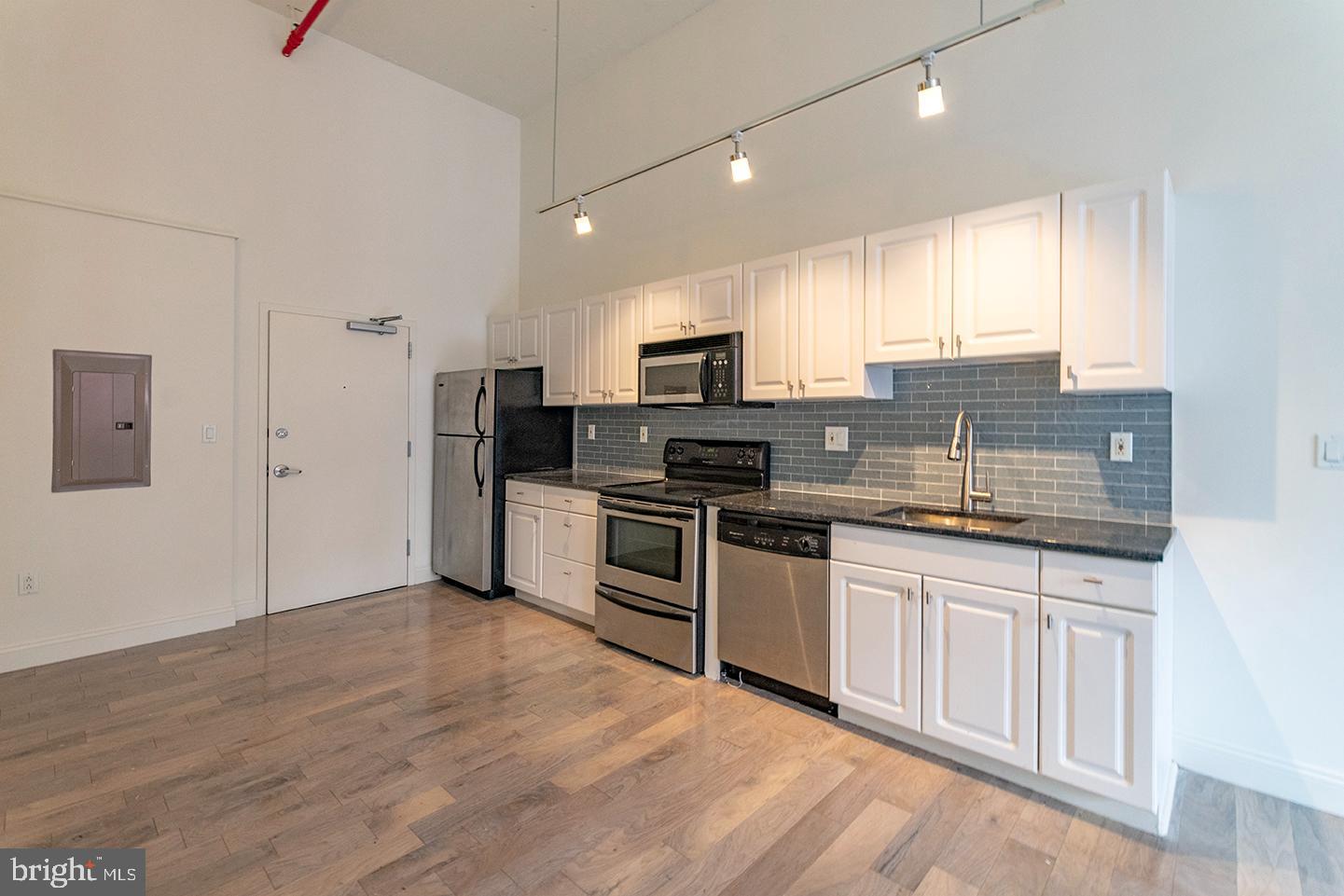 NORTHERN LIBERTIES - Residential Lease