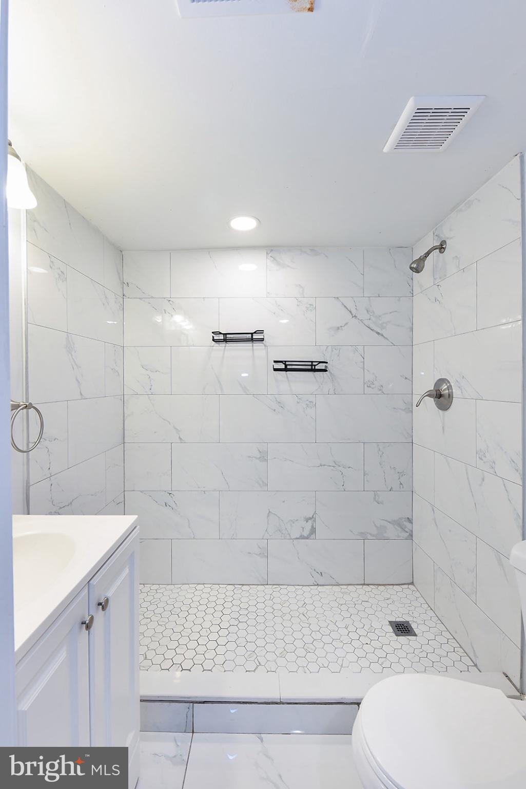 CLIFTON PARK - Residential