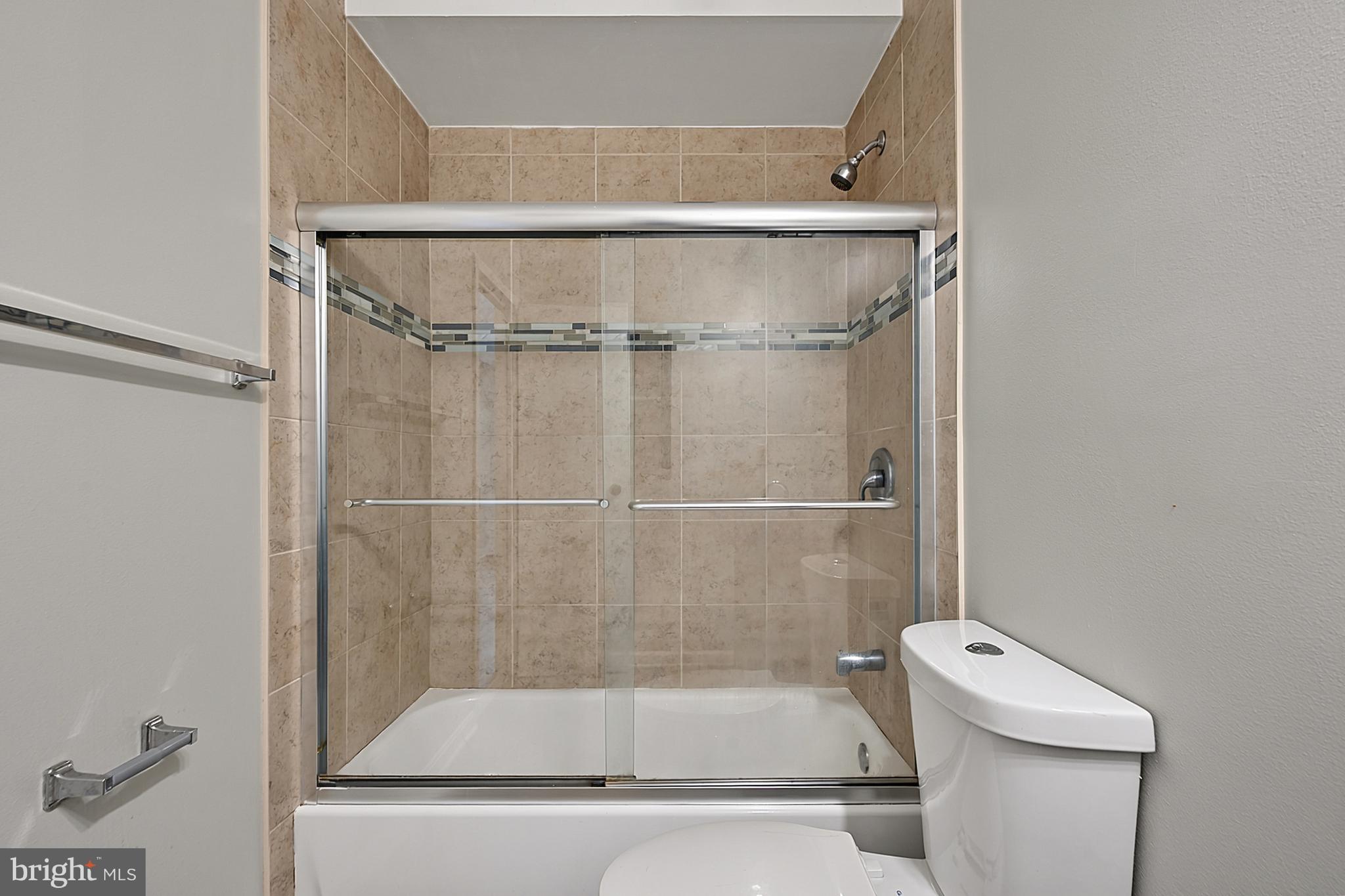 RIVER PLACE - Residential