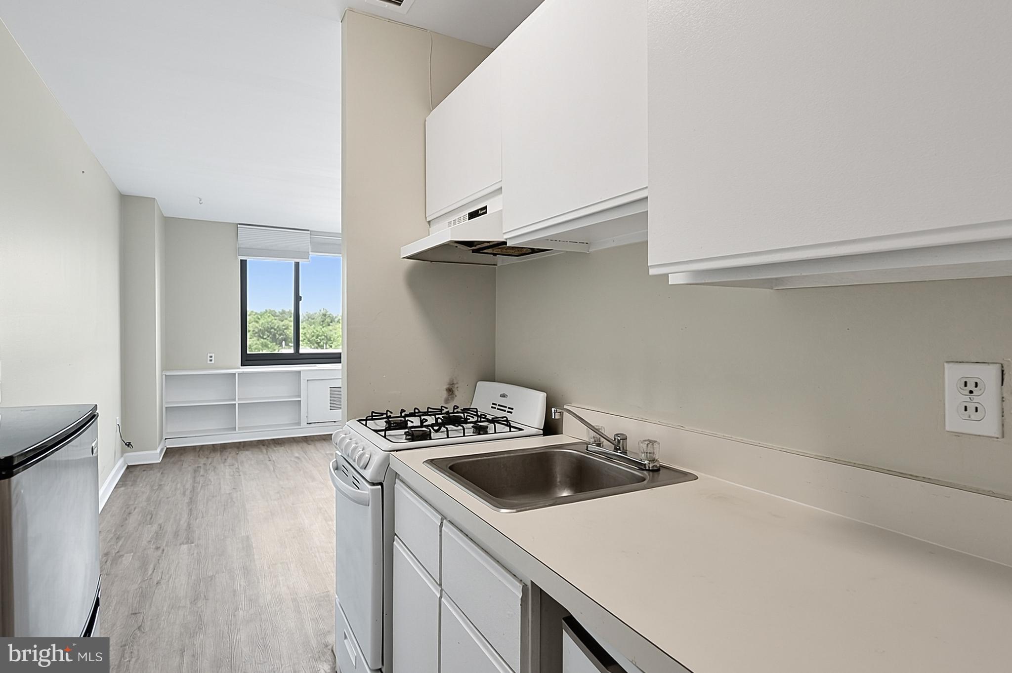 RIVER PLACE - Residential