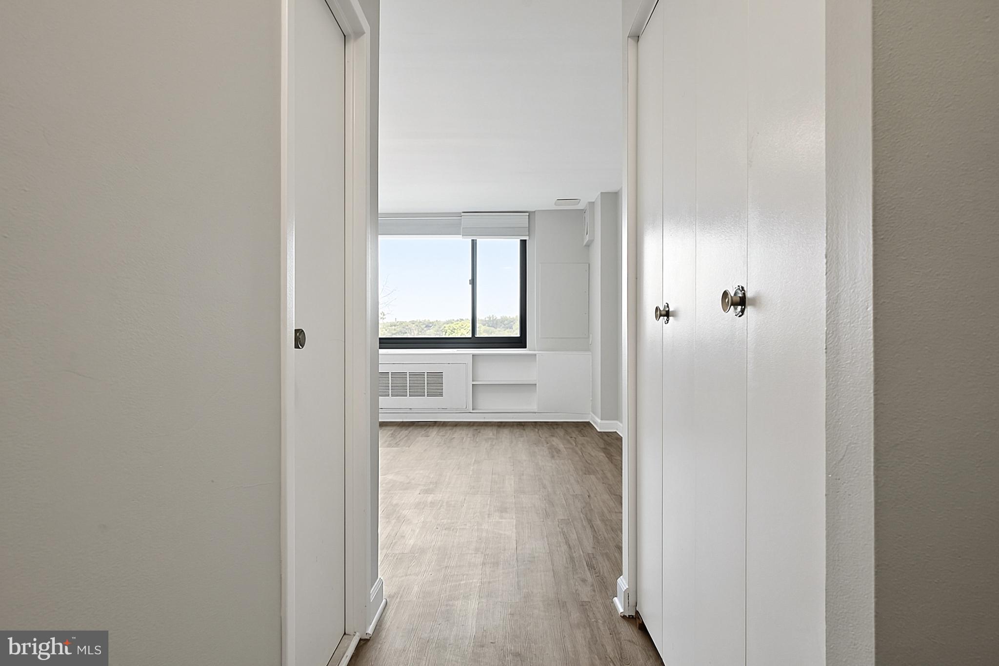RIVER PLACE - Residential