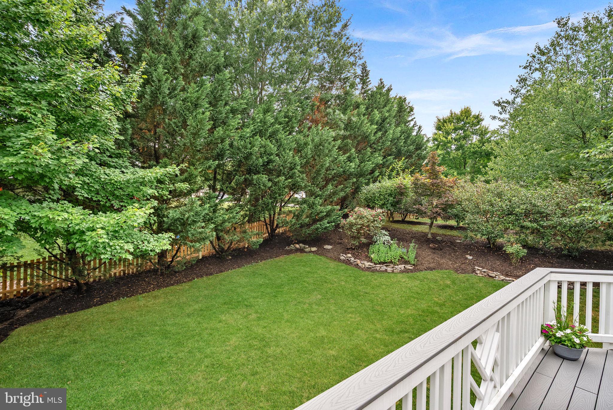 BROADLANDS - Residential