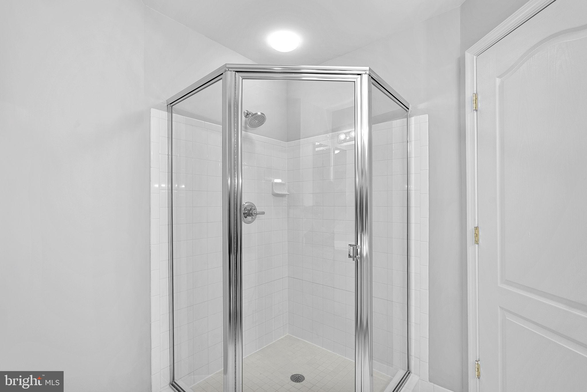 BROADLANDS - Residential