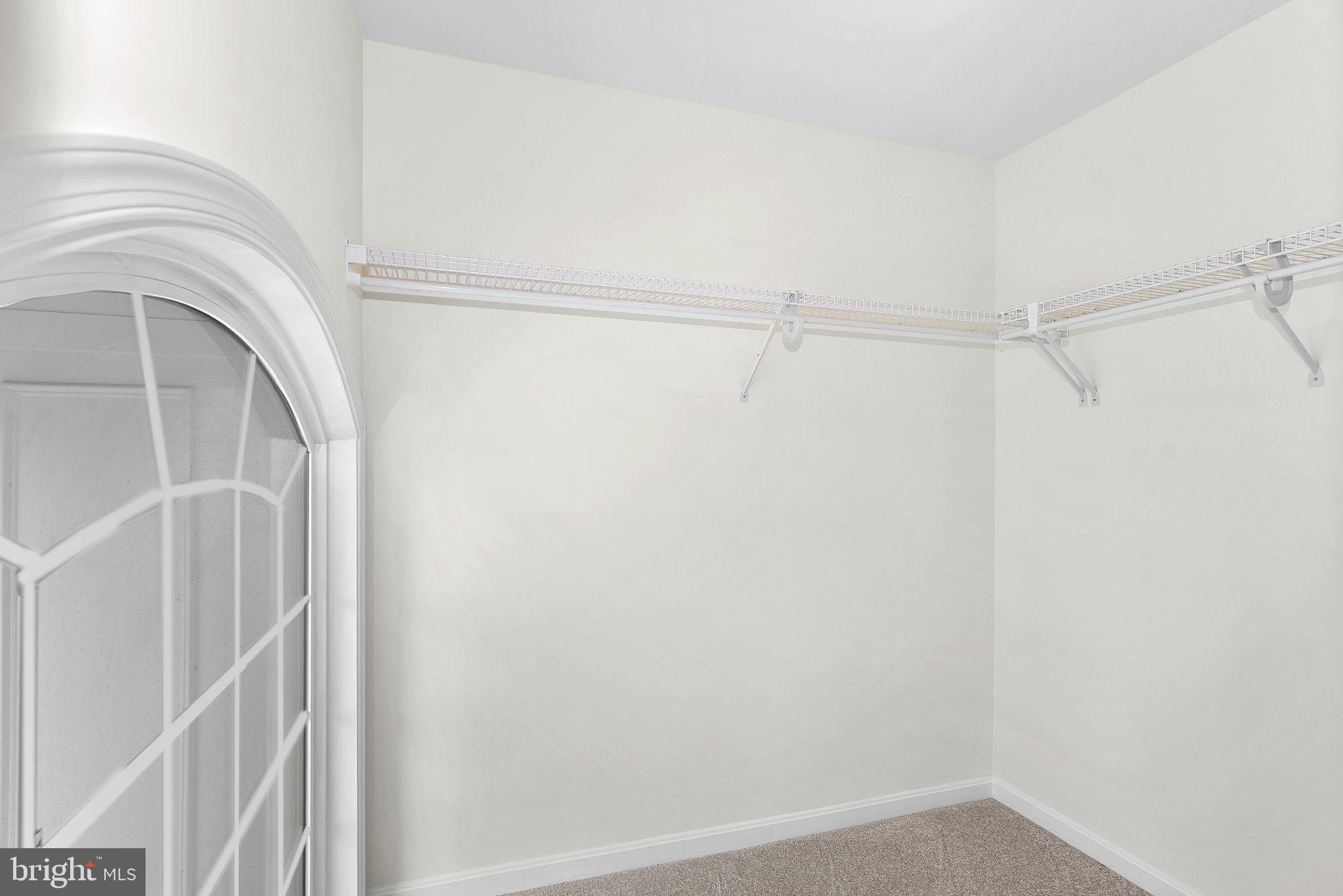 BROADLANDS - Residential
