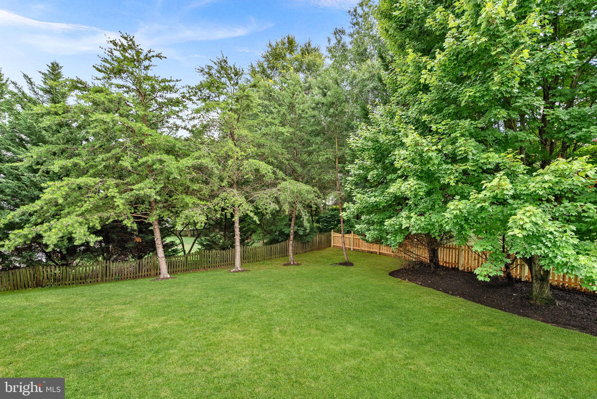 BROADLANDS - Residential
