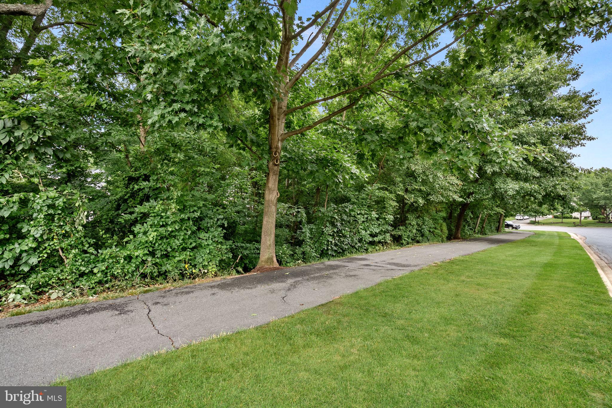BROADLANDS - Residential