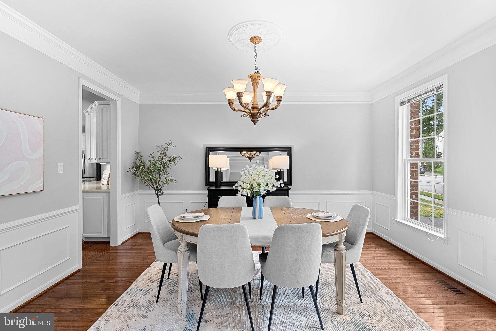 BROADLANDS - Residential
