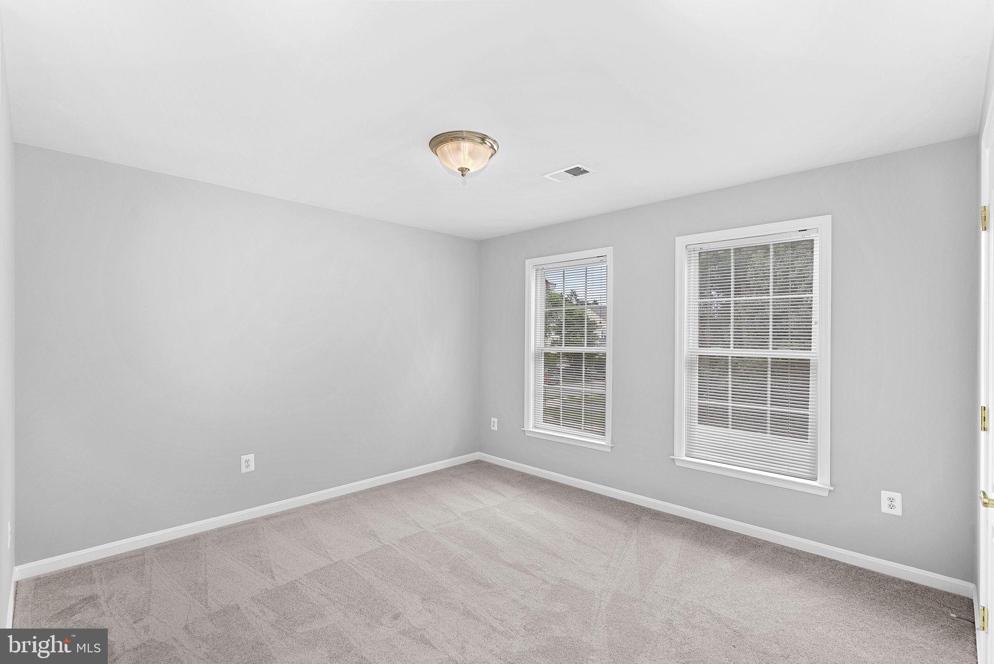 BROADLANDS - Residential