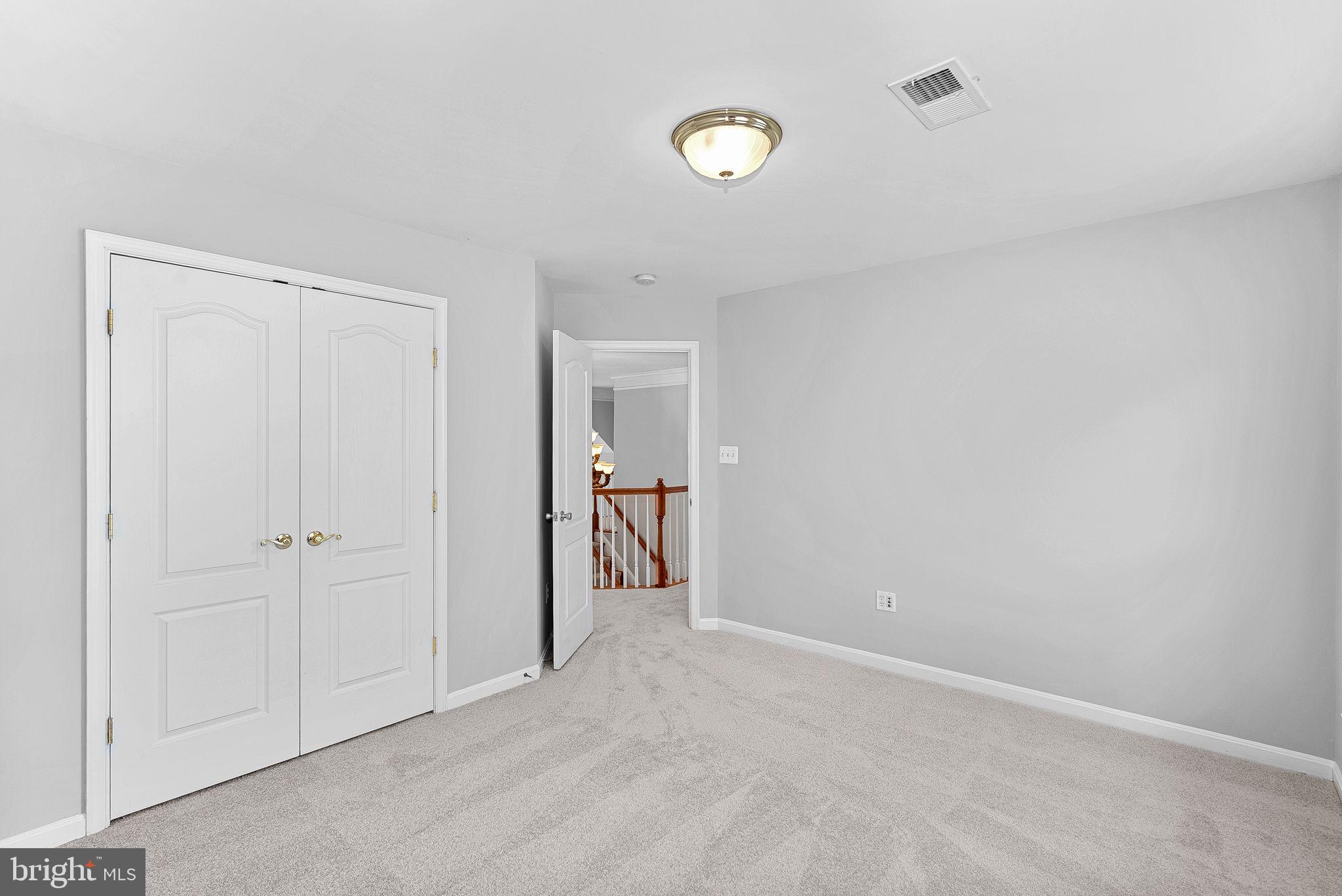 BROADLANDS - Residential