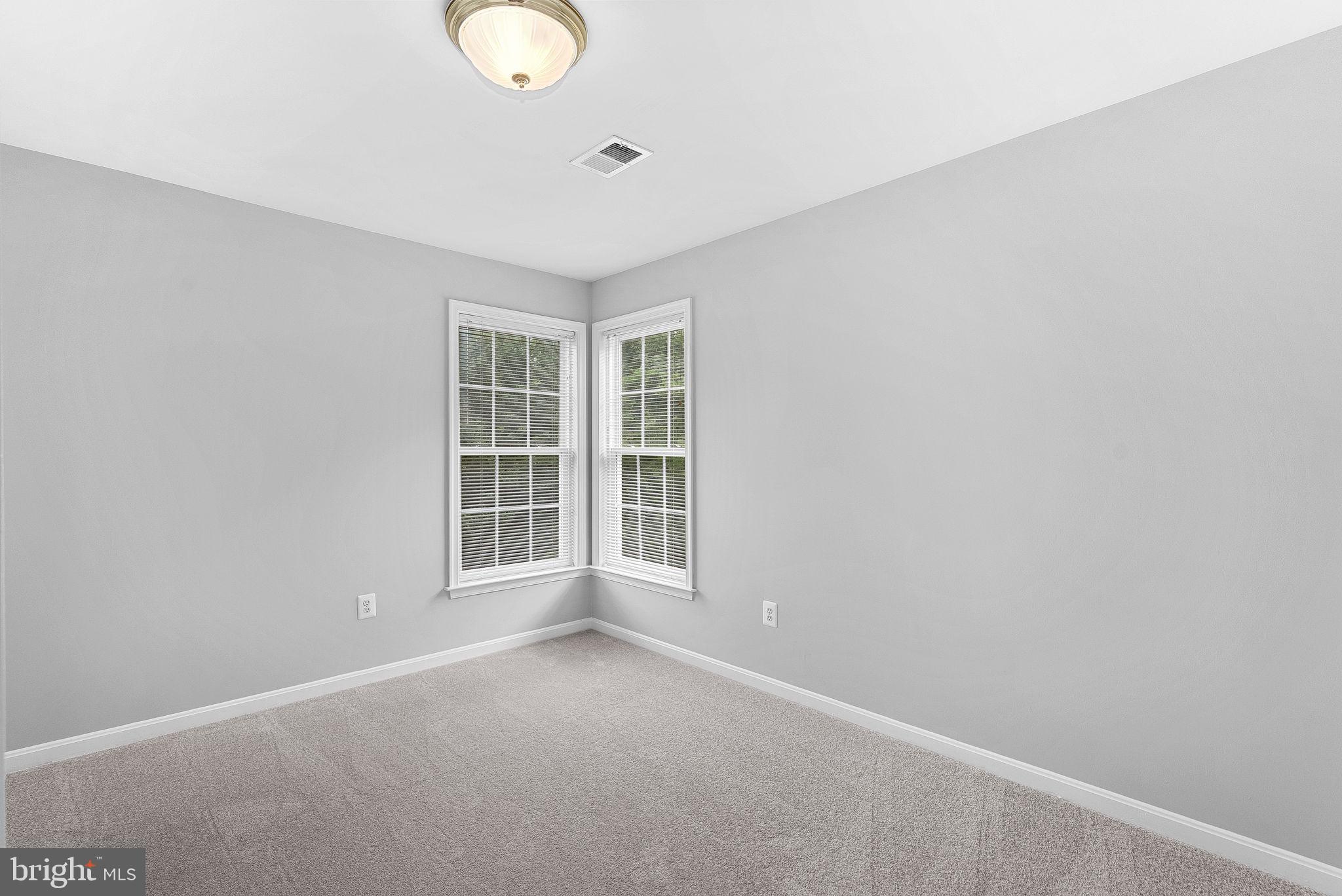 BROADLANDS - Residential