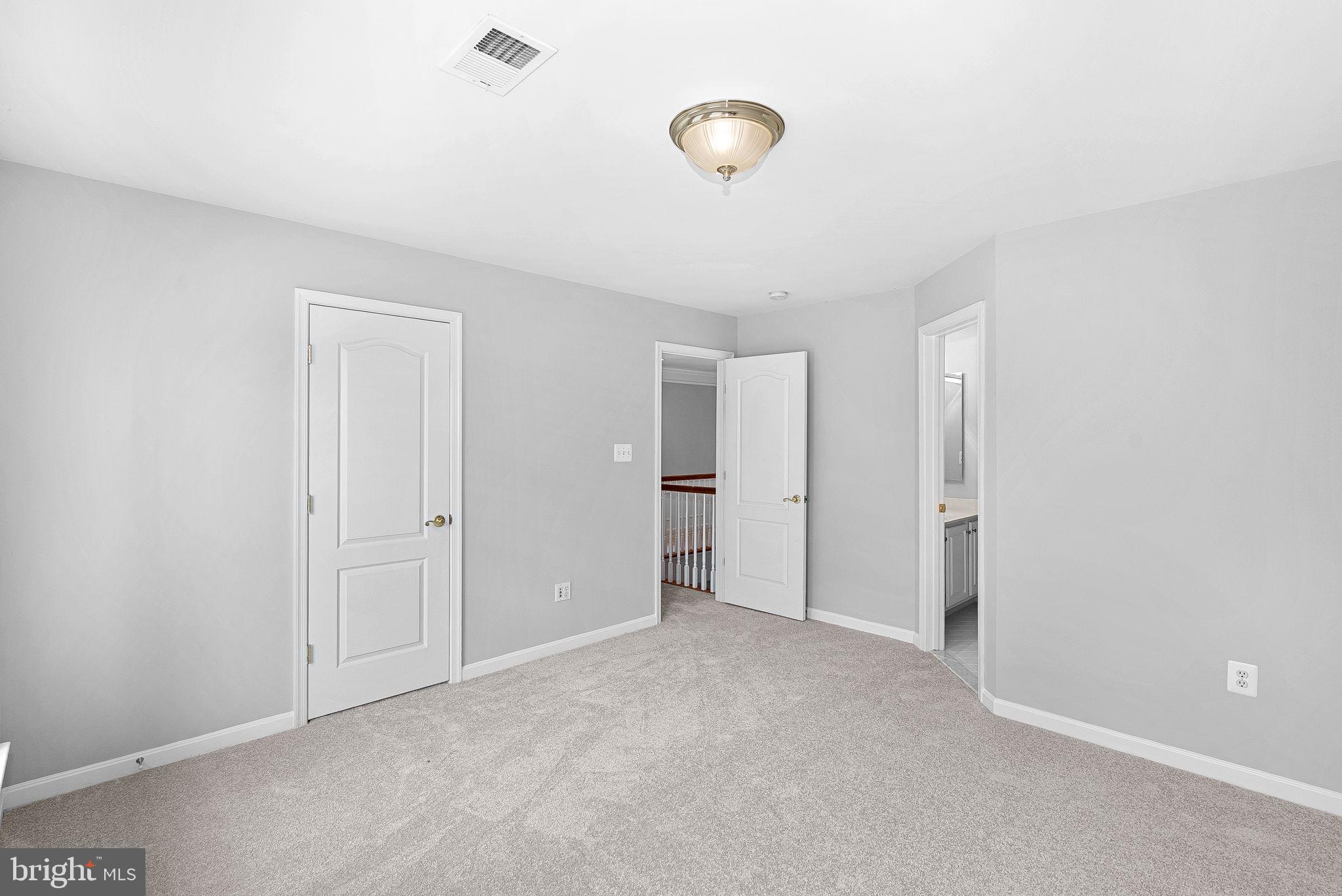 BROADLANDS - Residential