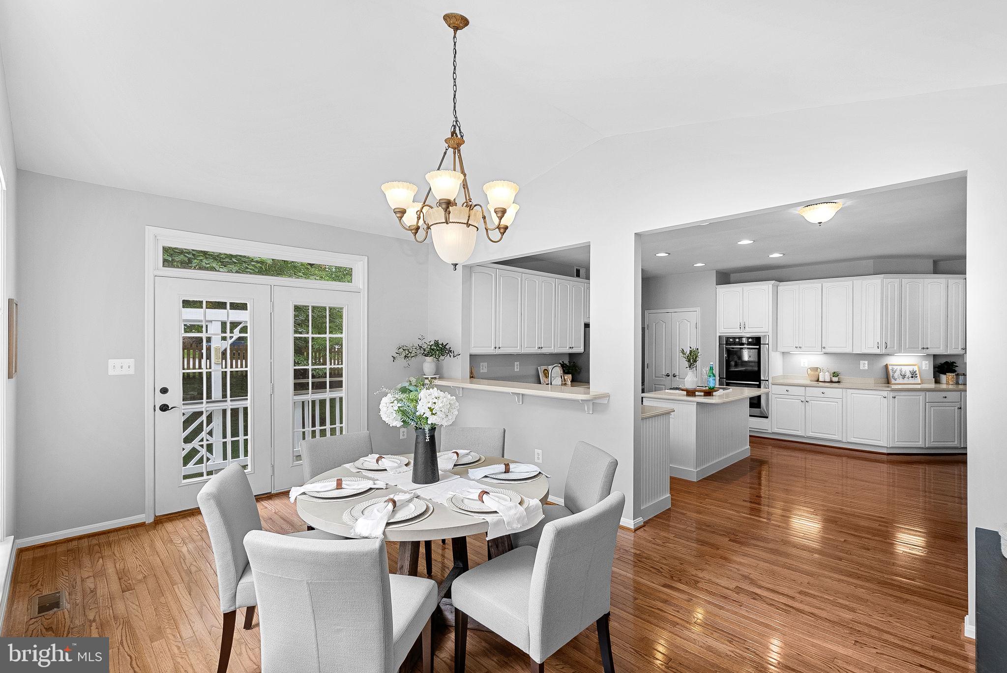 BROADLANDS - Residential