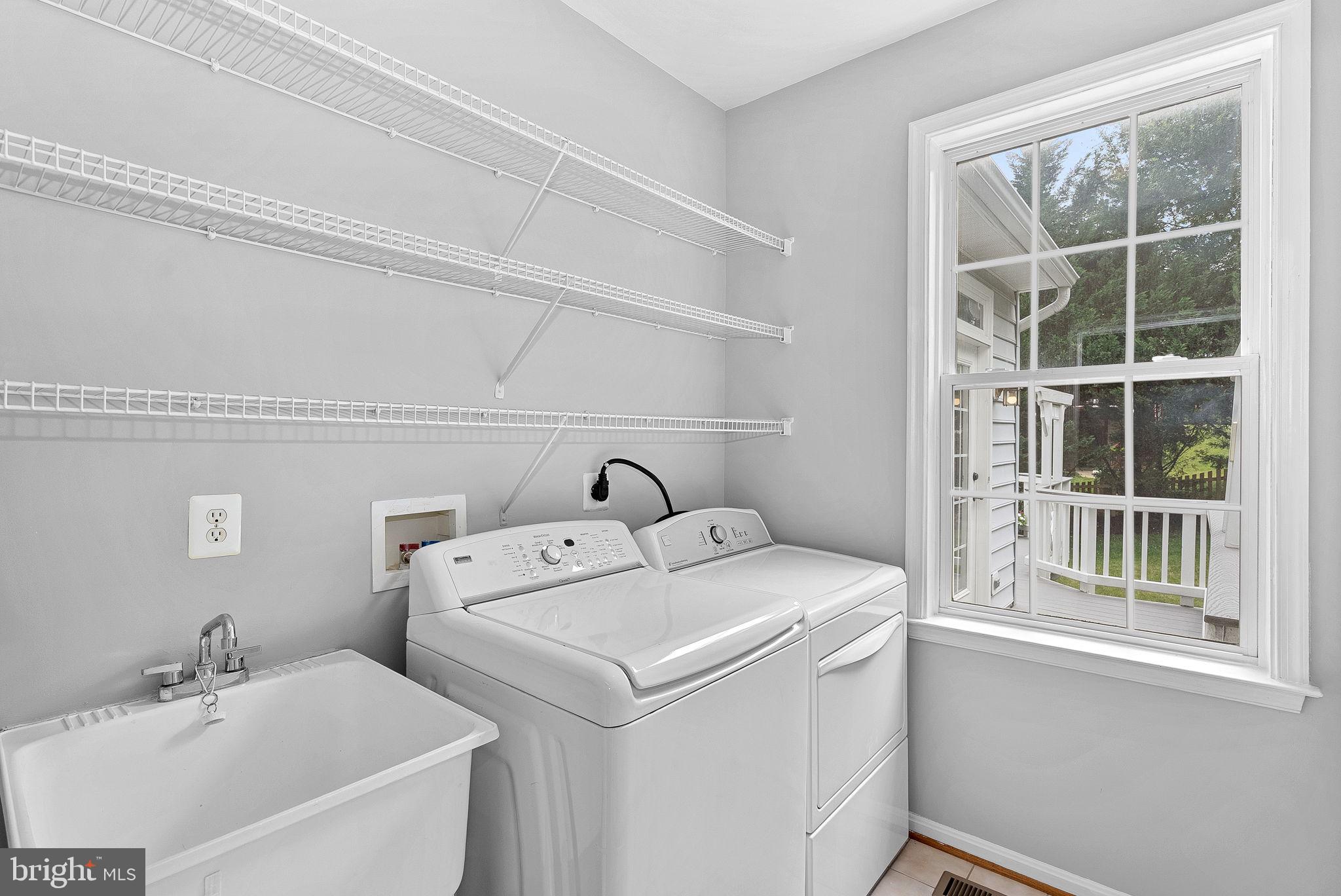 BROADLANDS - Residential