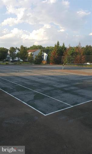 SOMERSET SUB - Residential Lease