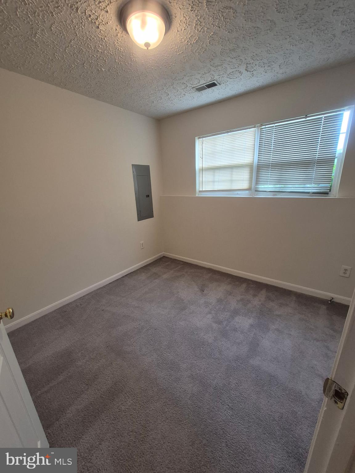 SOMERSET SUB - Residential Lease