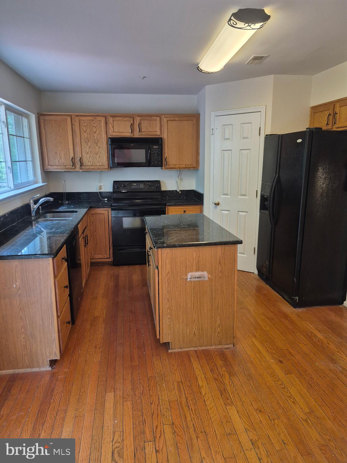 SOMERSET SUB - Residential Lease