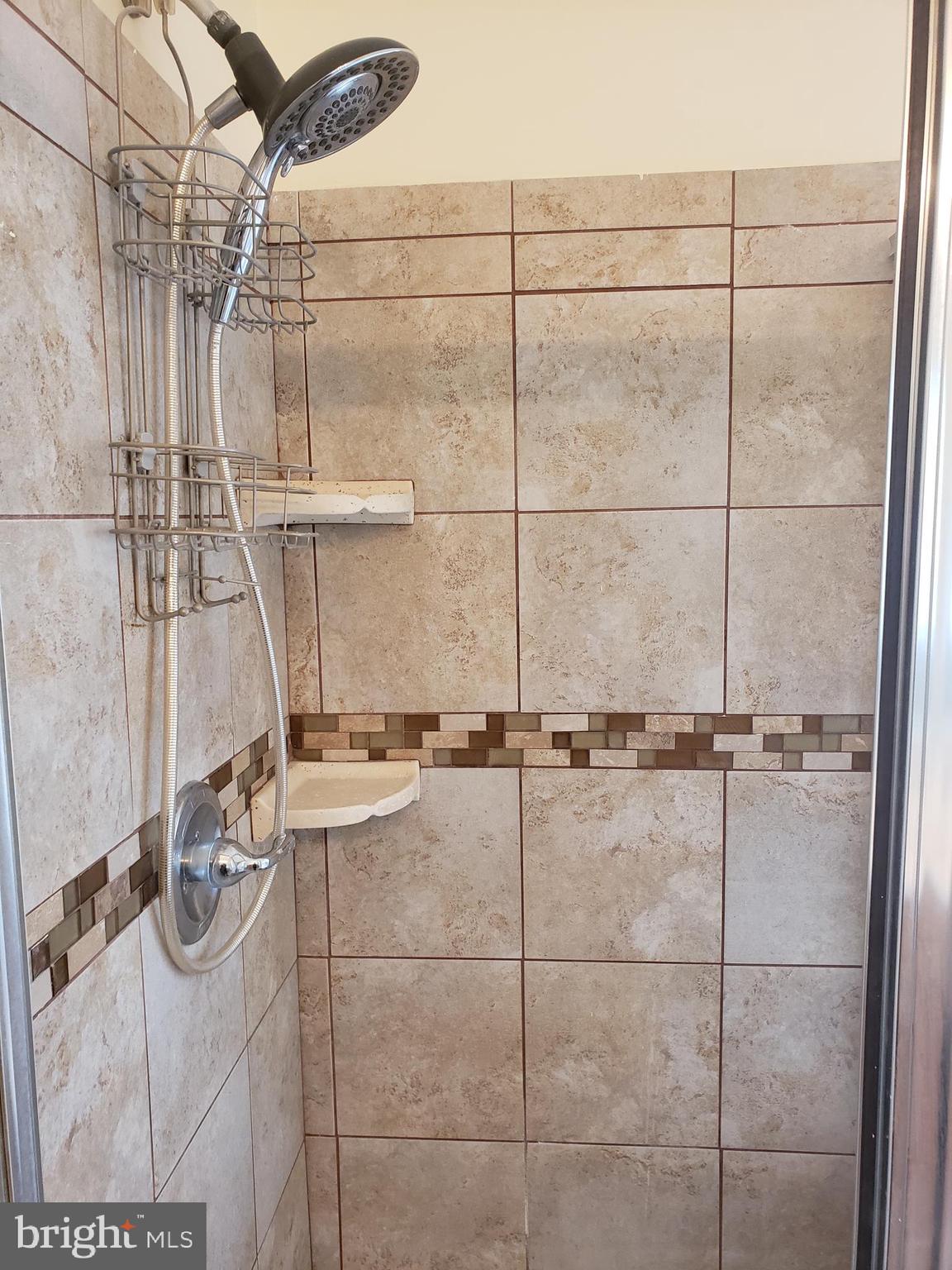 SOMERSET SUB - Residential Lease