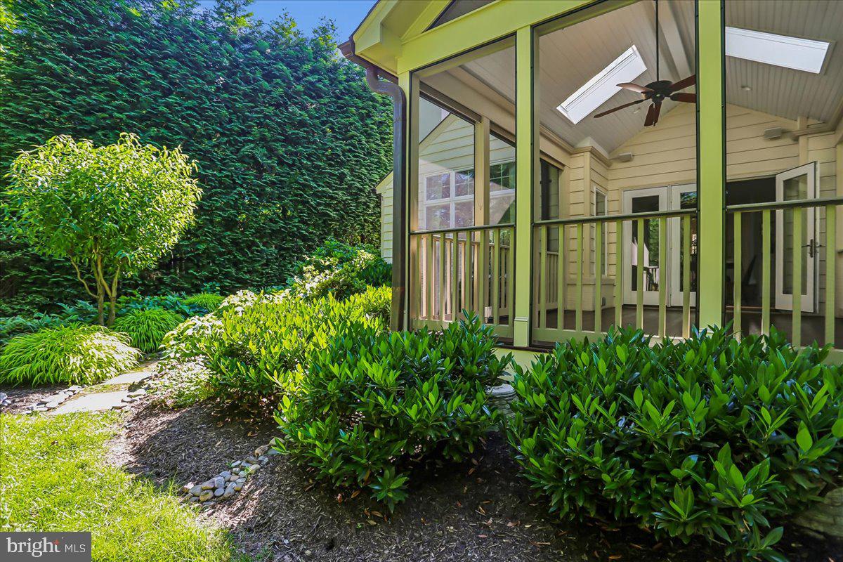 ROLLINGWOOD - Residential