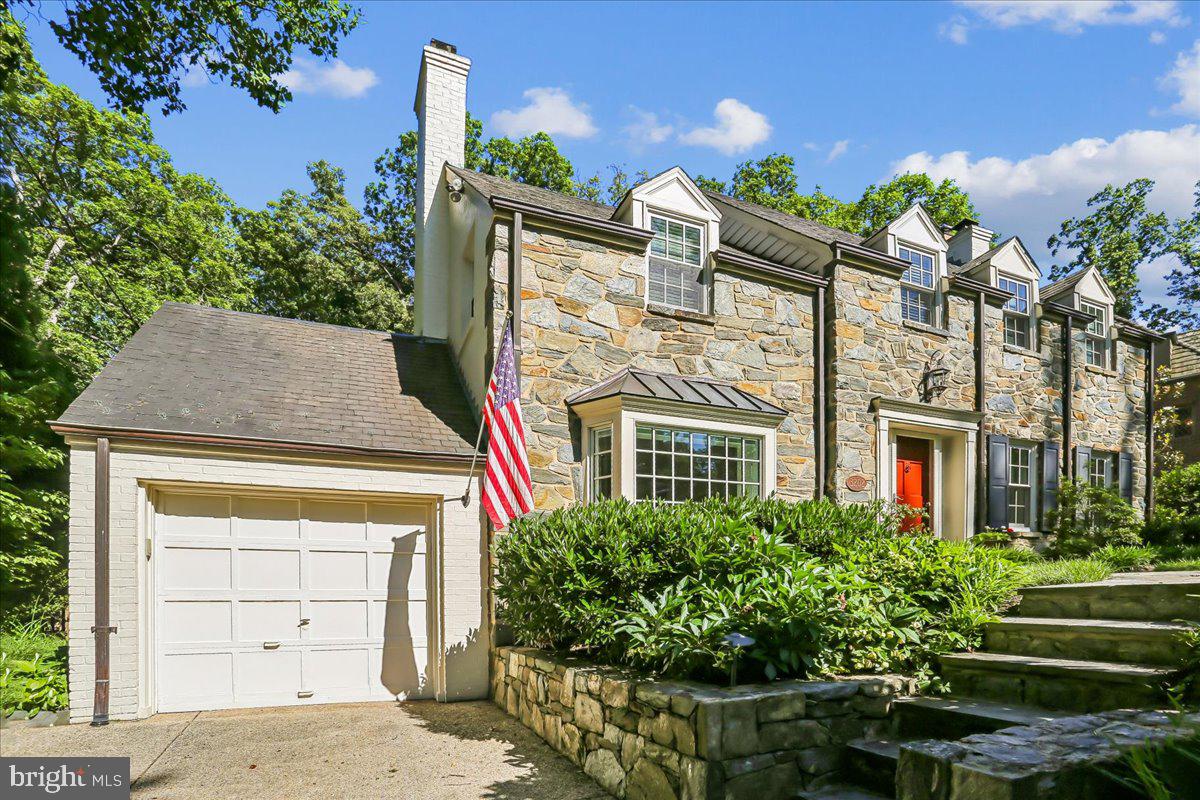 ROLLINGWOOD - Residential