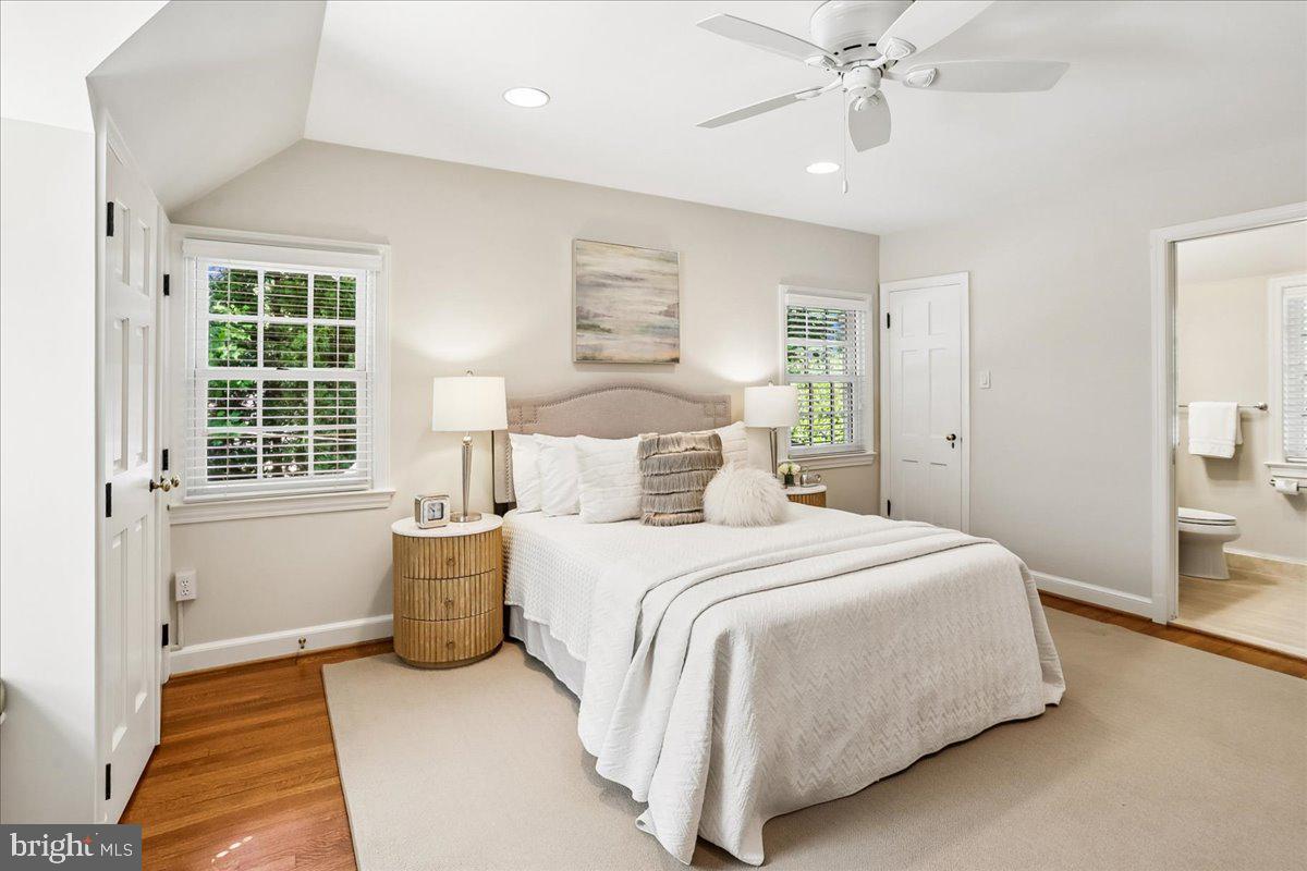ROLLINGWOOD - Residential
